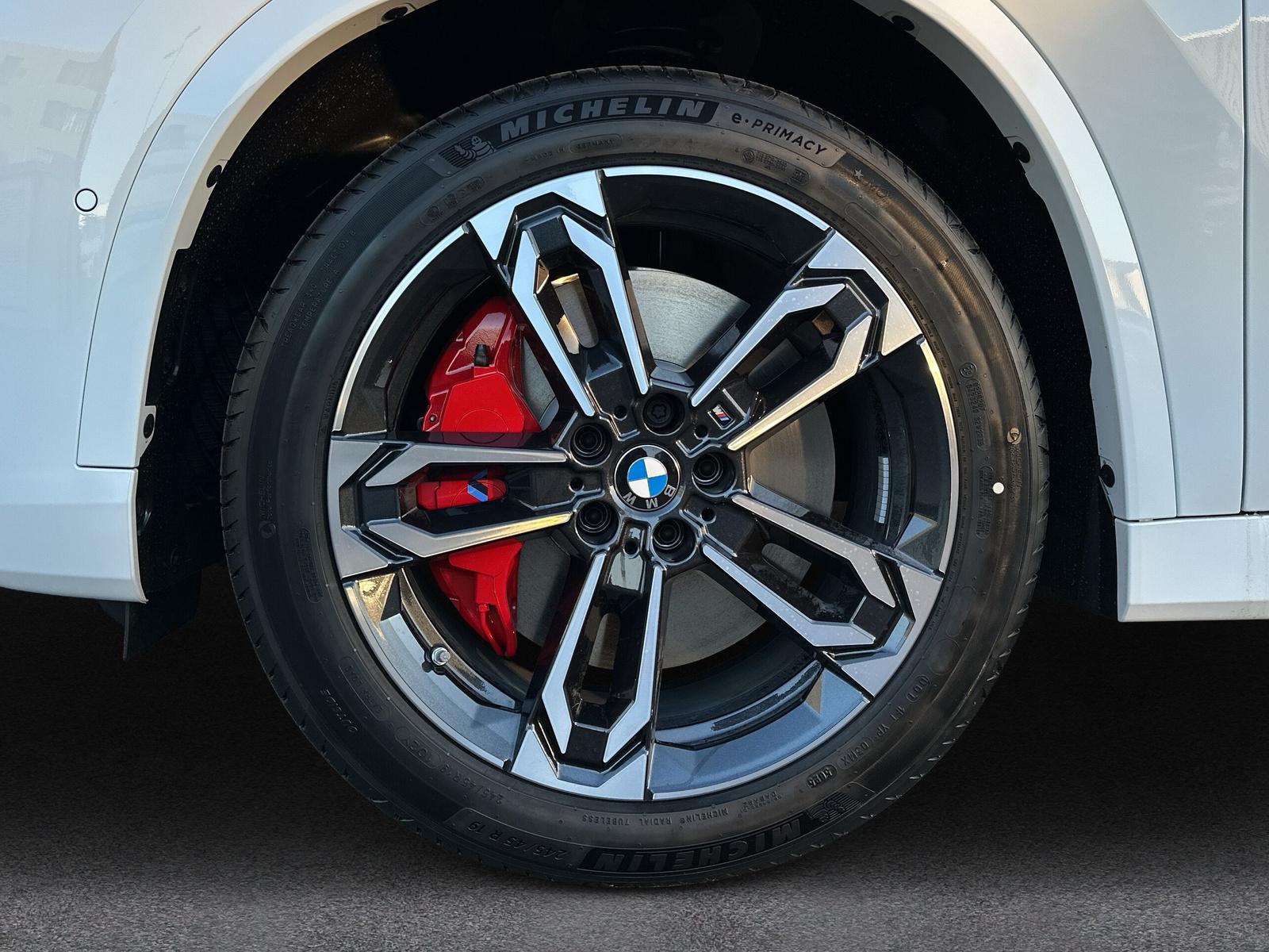 BMW X1 xDrive 23i 48V M Sport Pro-image-8