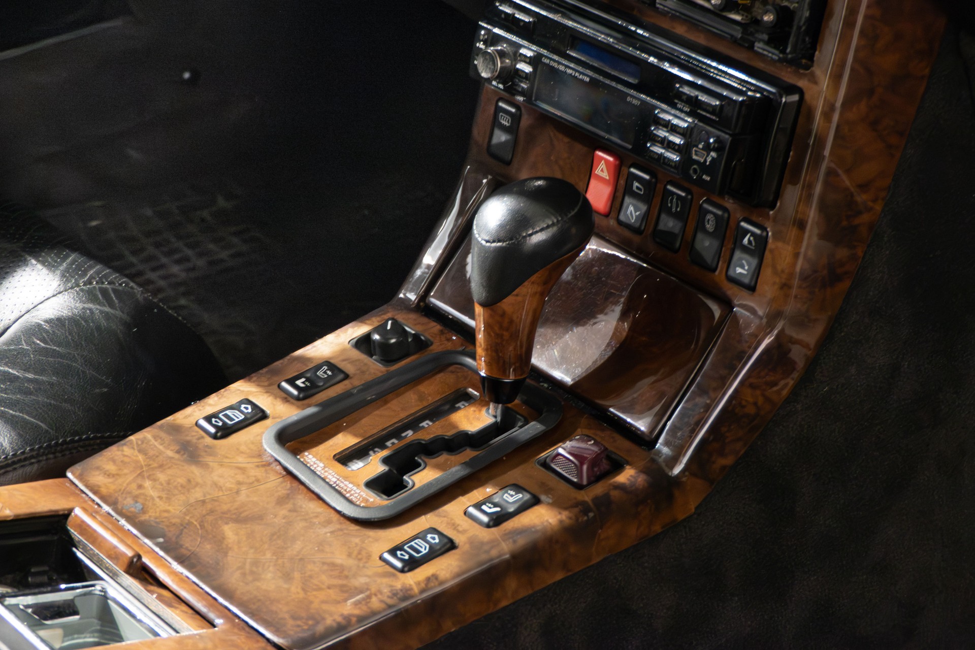 MERCEDES-BENZ SL 600 Automatic-image-9