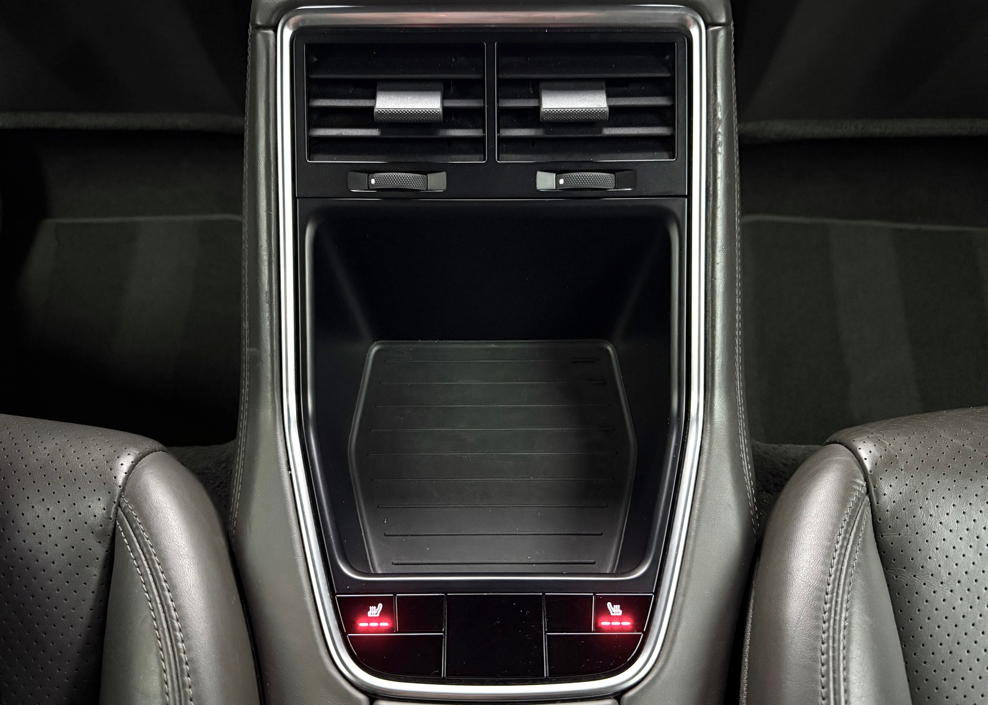 PORSCHE Panamera 4S PDK-image-17