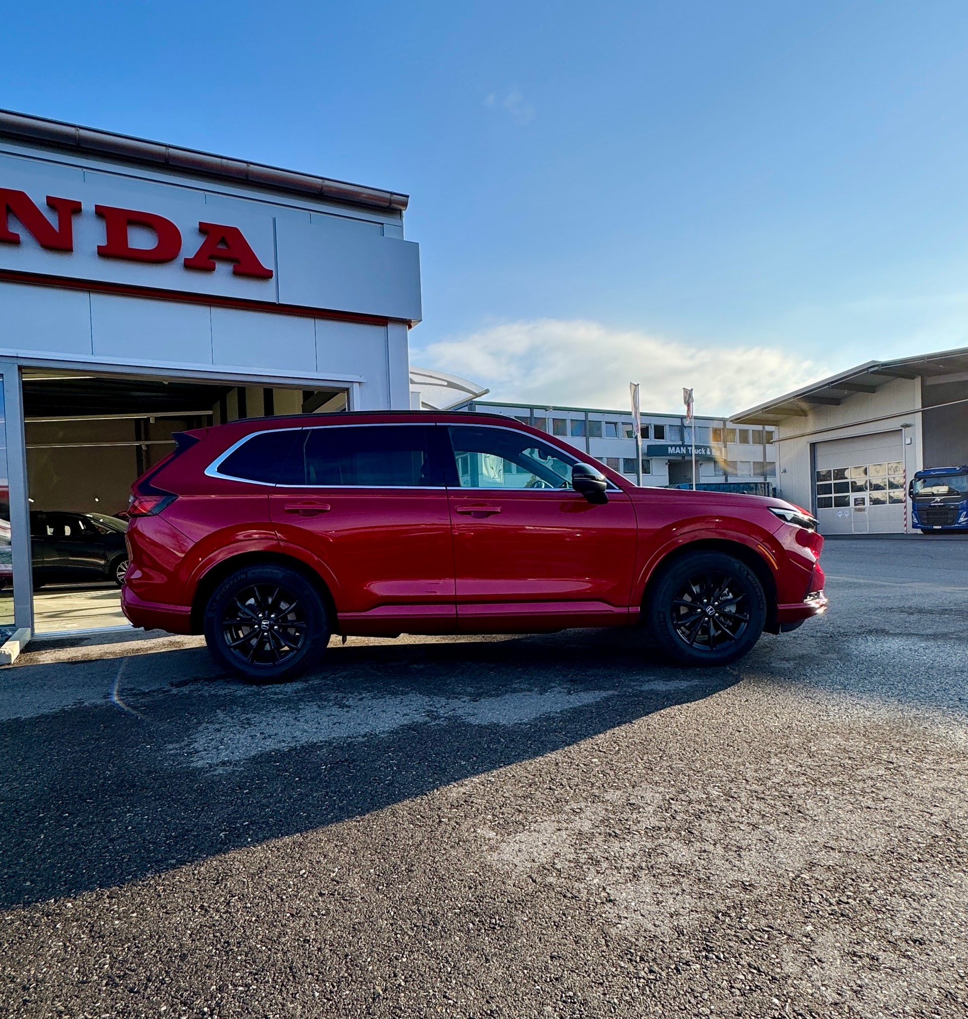 HONDA CR-V 2.0i MMD PHEV Advance 2WD Automatic Premium Crystal Red 1.9% Leasing Aktion-showroom-element-3