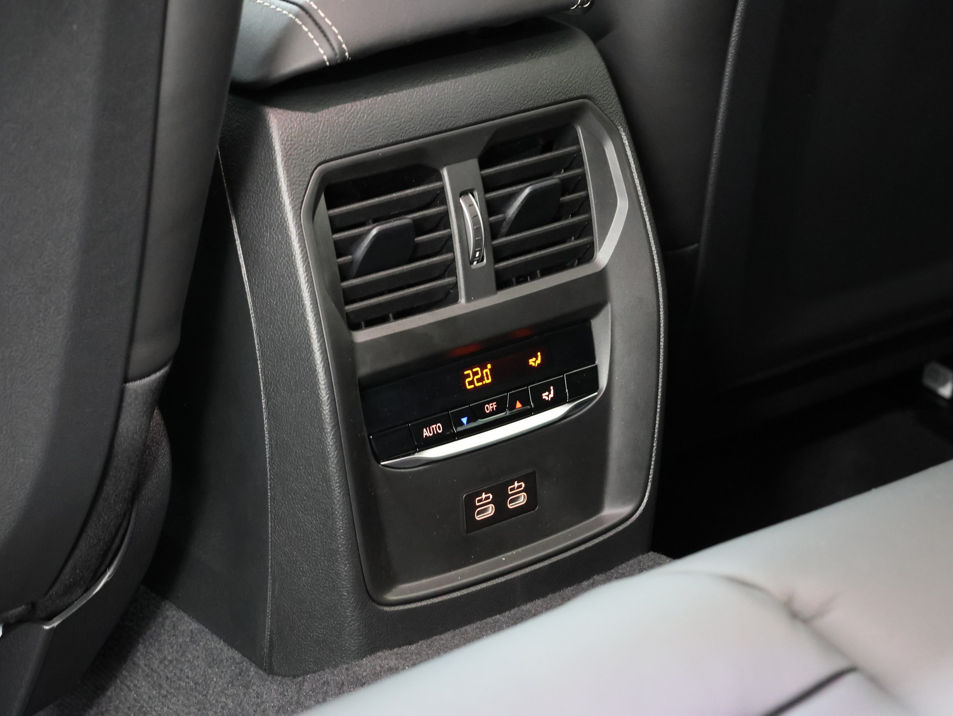 BMW-ALPINA B3 BiTurbo Touring 3.0 xDrive GT Switch-Tronic *Neuwagen mit Tageszulassung* *Top Ausstattung*-image-36