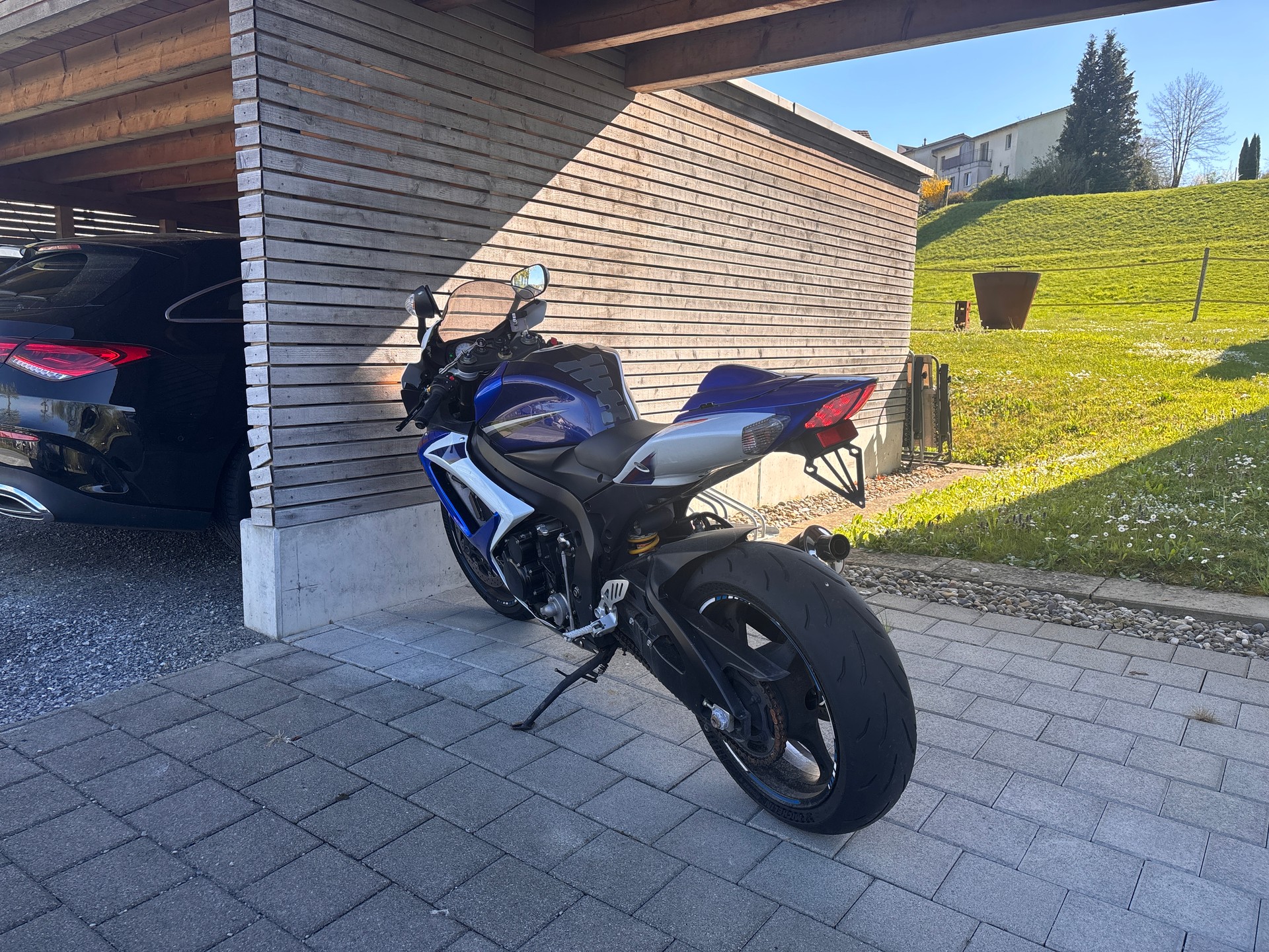 SUZUKI GSX-R 750-image-2