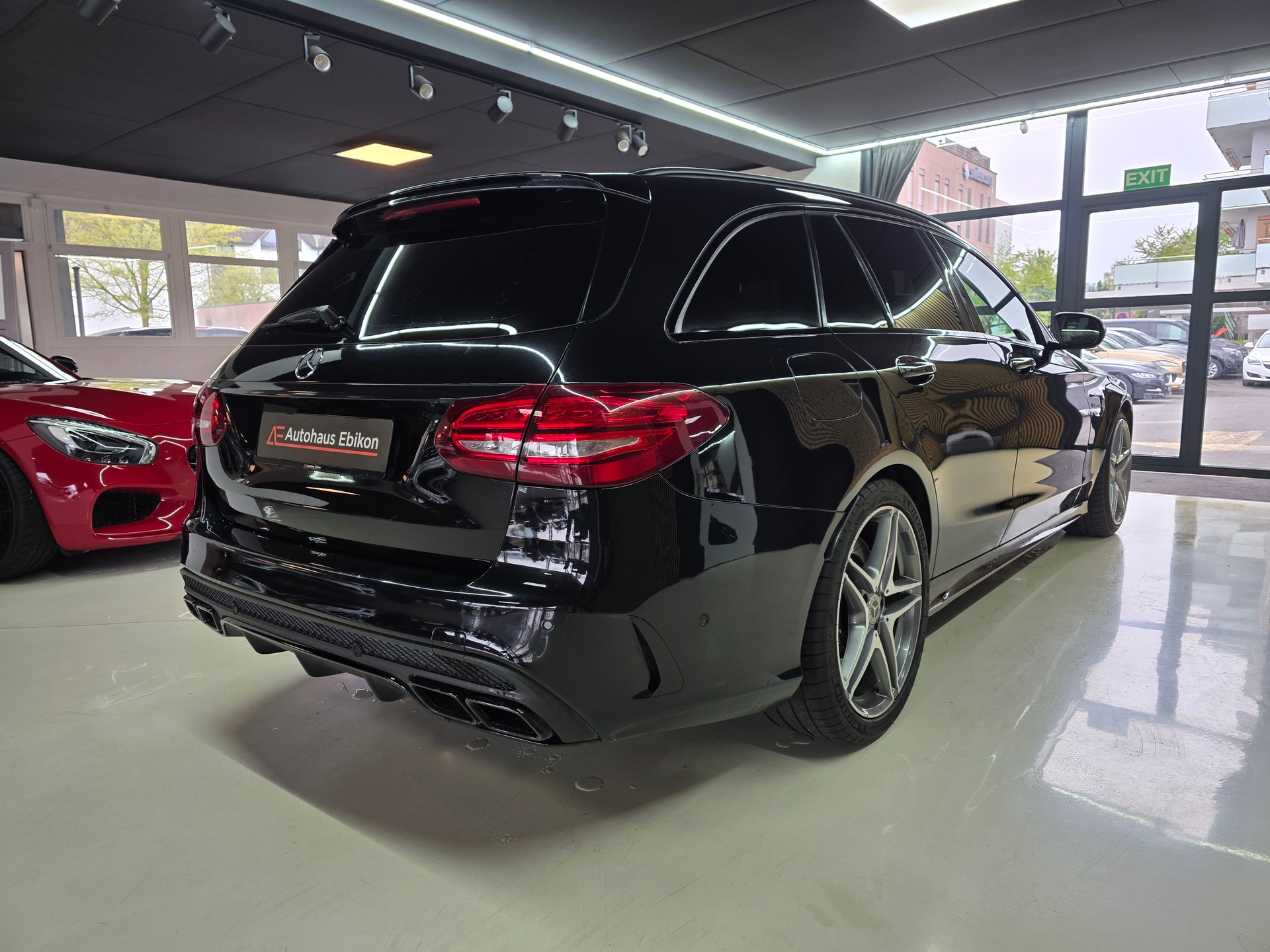 MERCEDES-BENZ C 63 AMG Speedshift-image-6