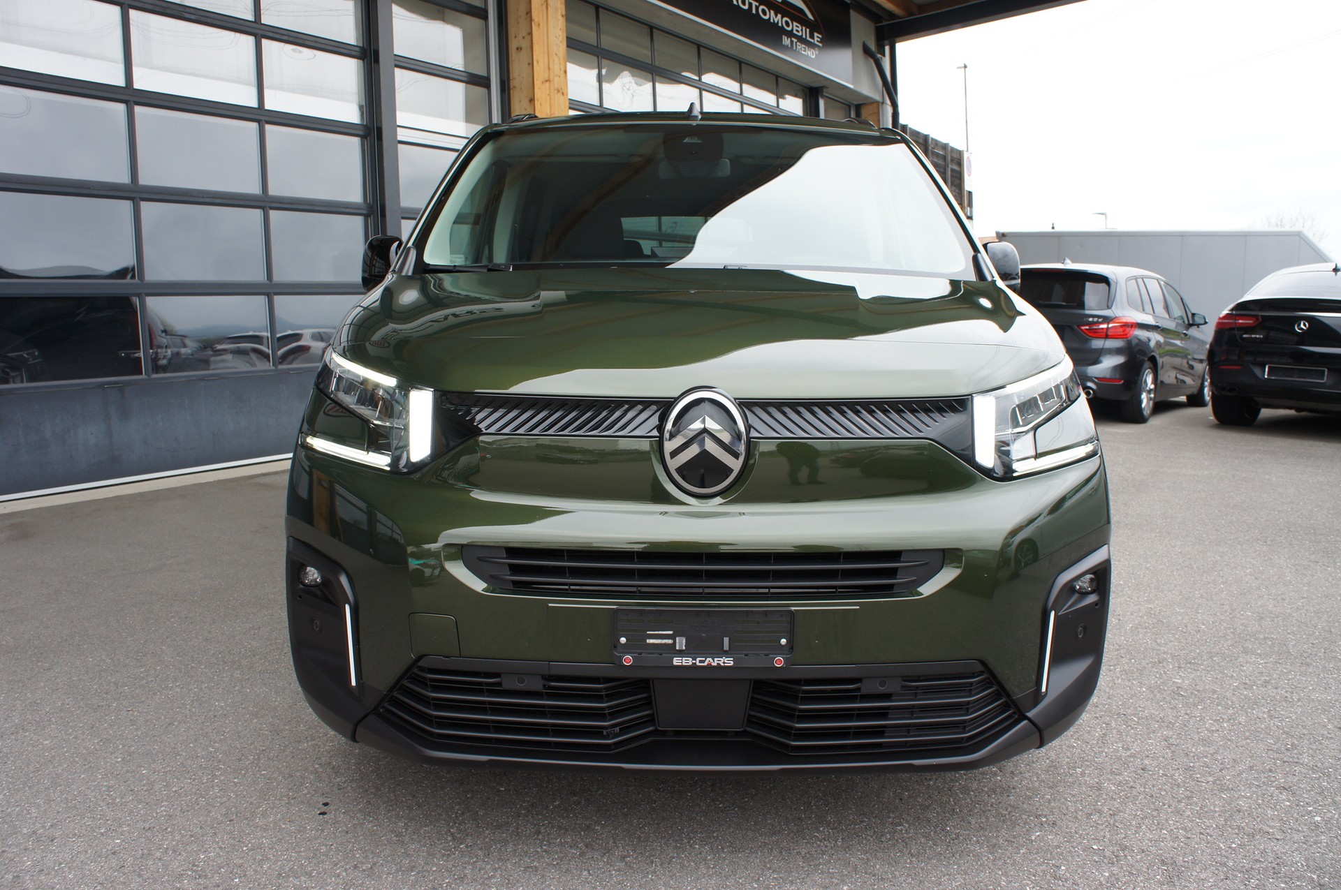 CITROEN Berlingo XL 1.5 BlueHDi 7 Plätze Max EAT8-image-7