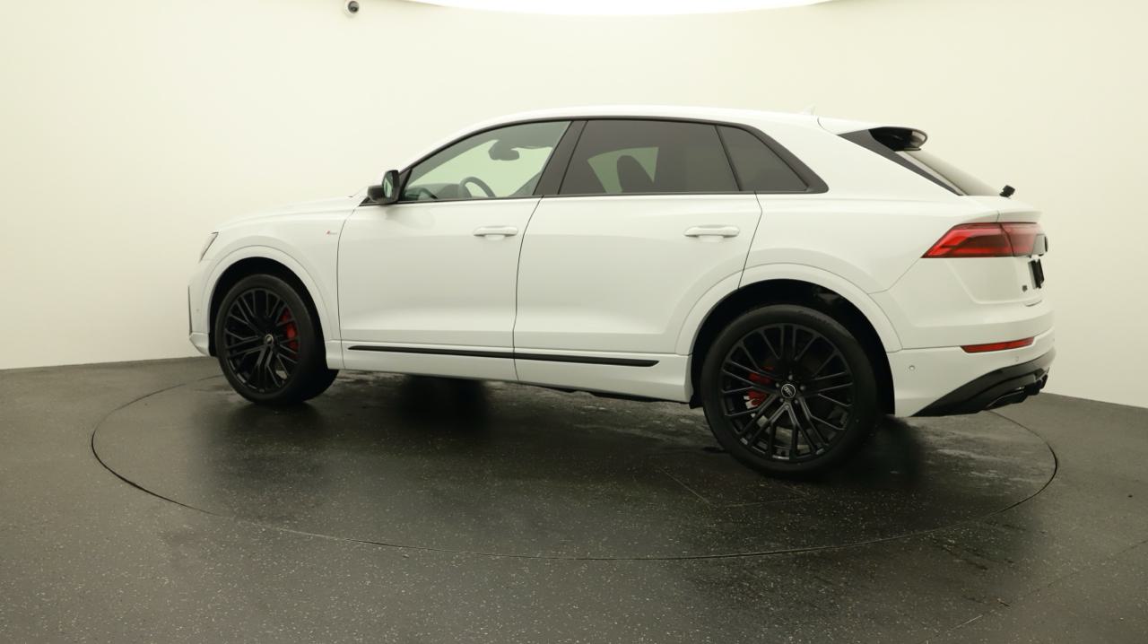 AUDI Q8 SUV TDI quattro 210 kW S line-showroom-element-2