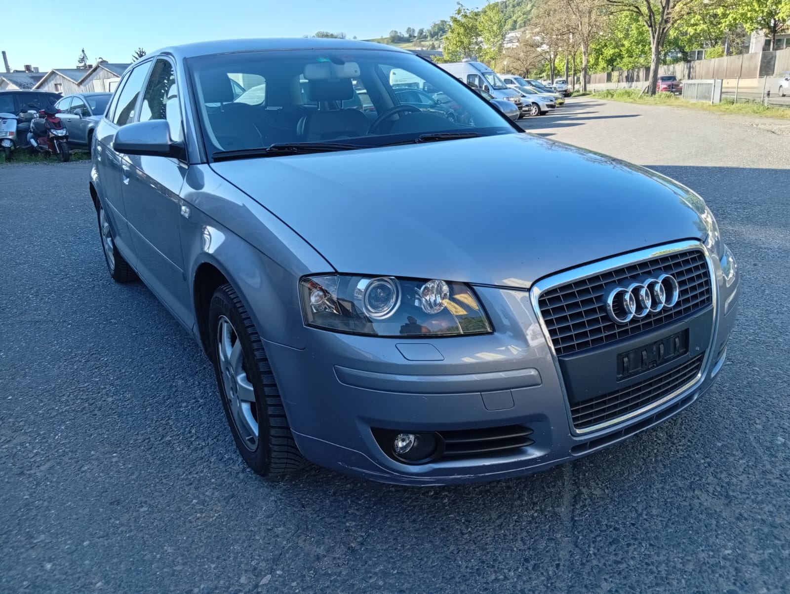 AUDI A3 Sportback 2.0 TDI Ambition-image-2
