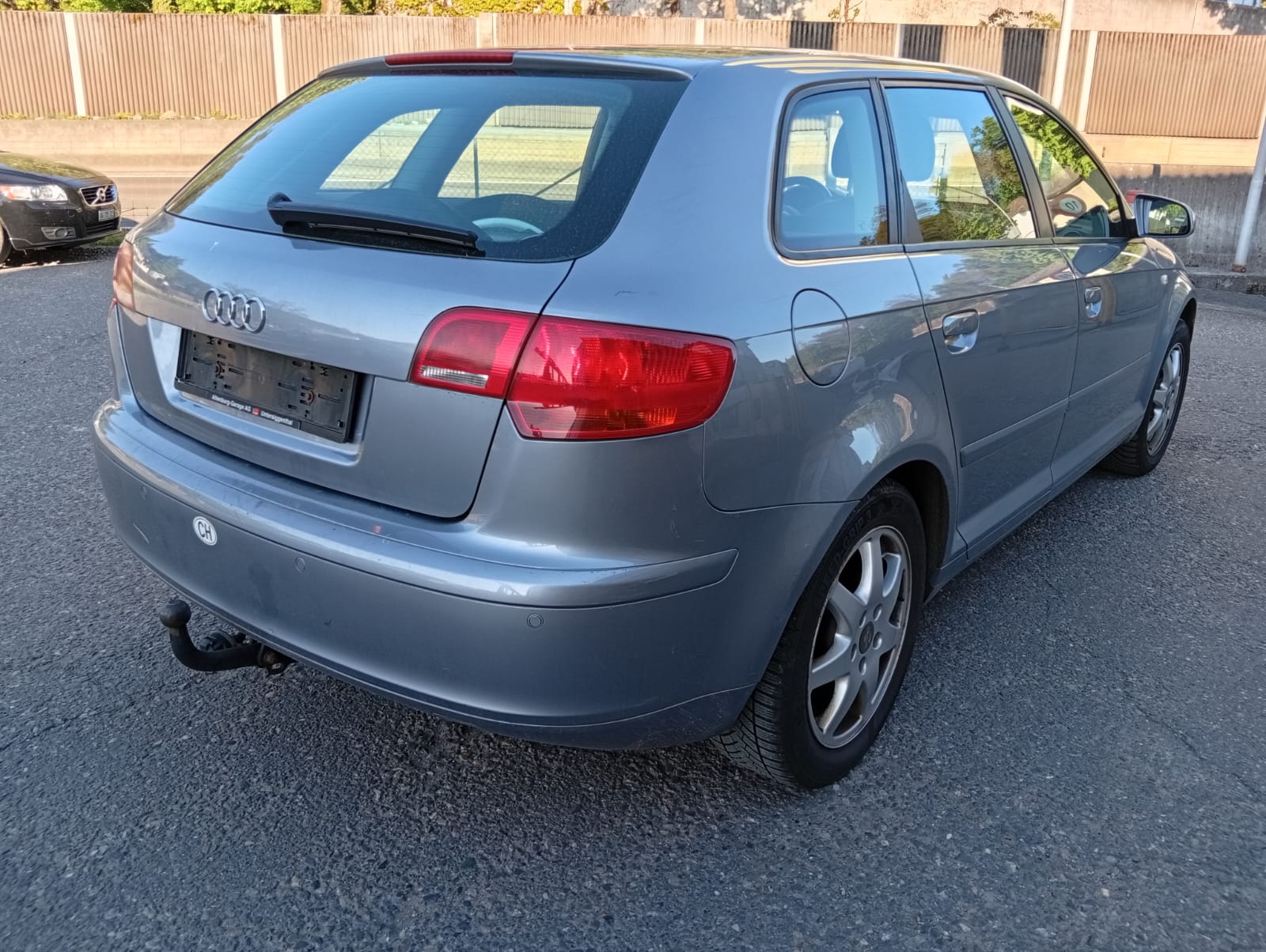 AUDI A3 Sportback 2.0 TDI Ambition-image-1