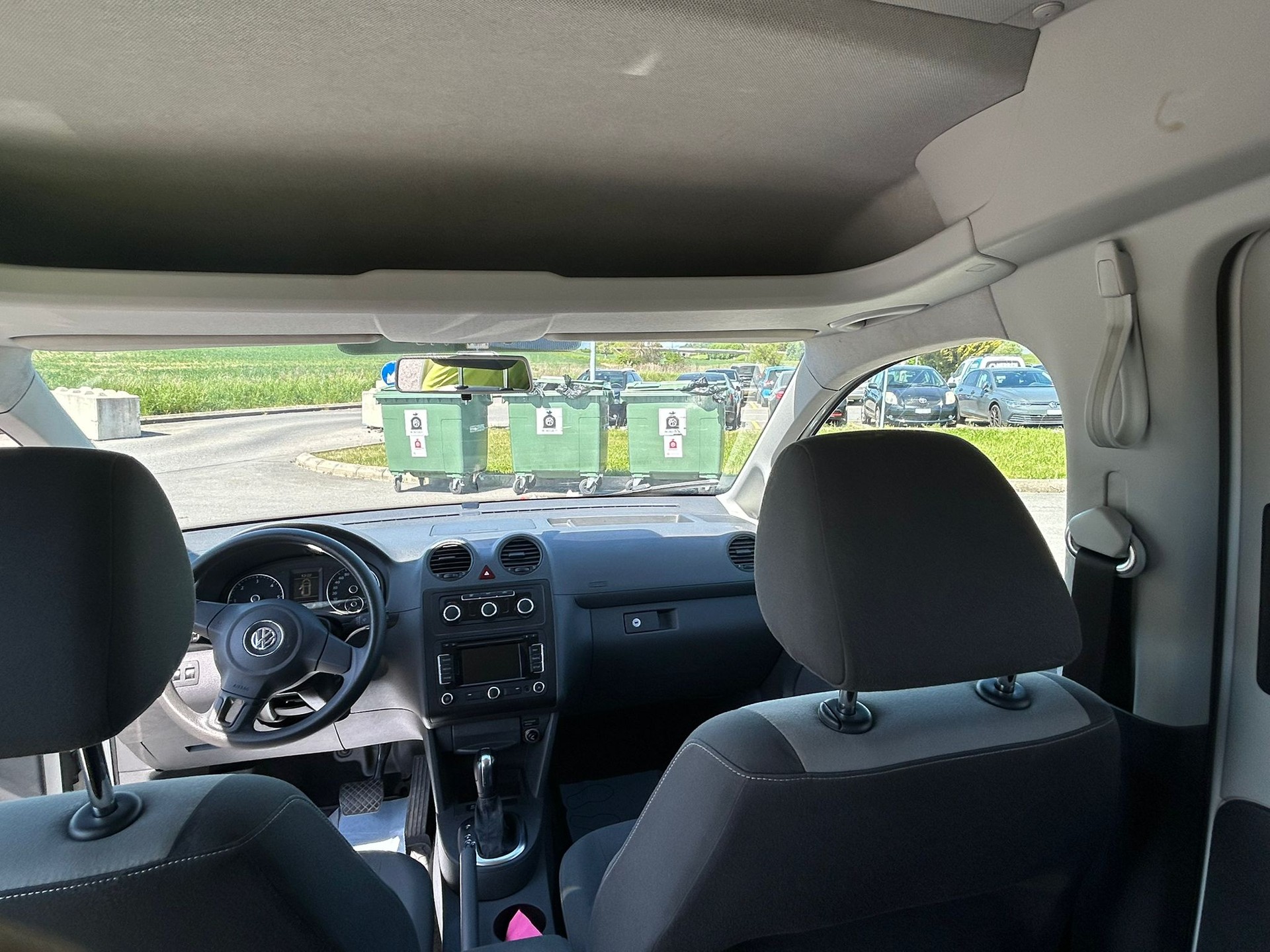 VW Caddy Maxi 1.6 TDI CR Trendline DSG-image-23