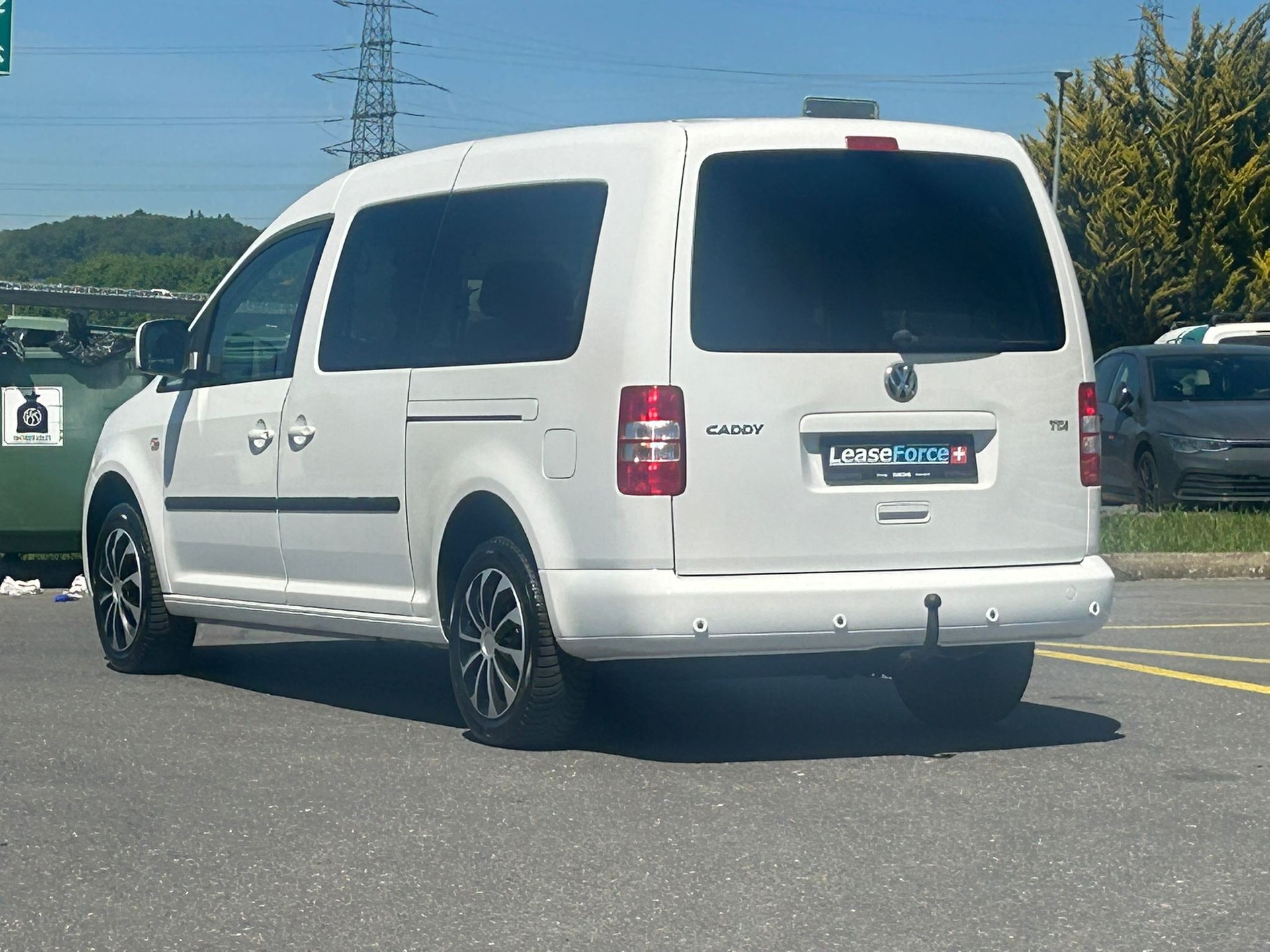 VW Caddy Maxi 1.6 TDI CR Trendline DSG-image-13