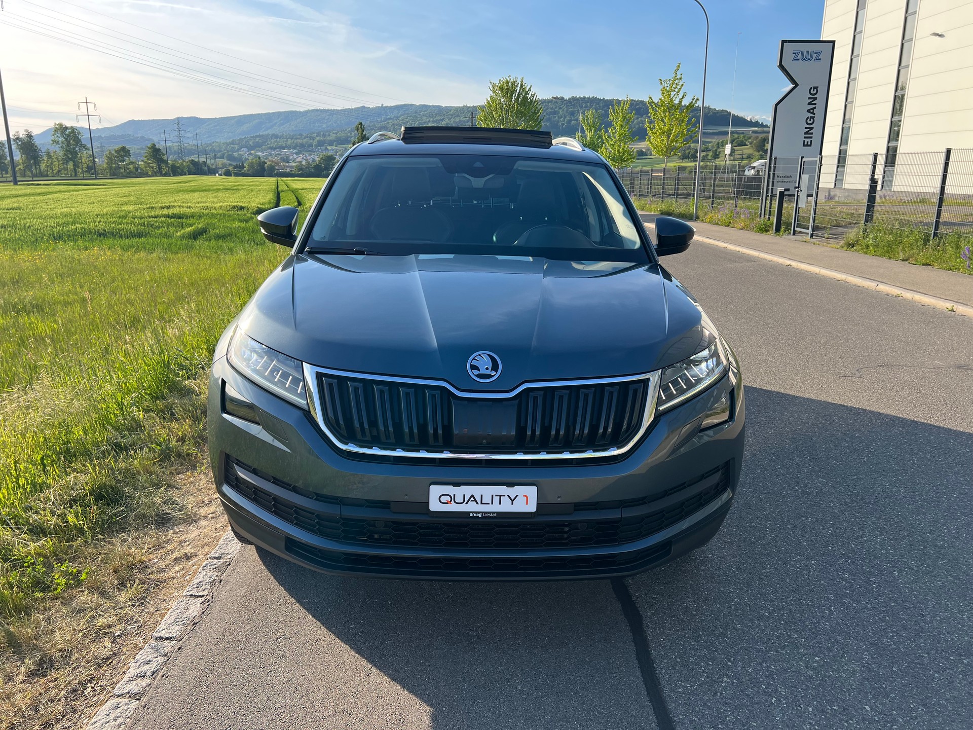 SKODA Kodiaq 2.0 TDI CR Style 4x4 DSG -7 PLÄTZER-image-9