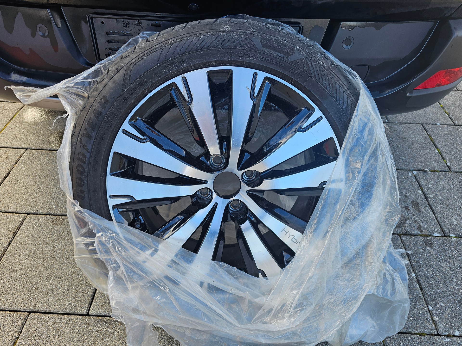 PEUGEOT 3008 HYbrid4 2.0 HDI ETG6-image-15
