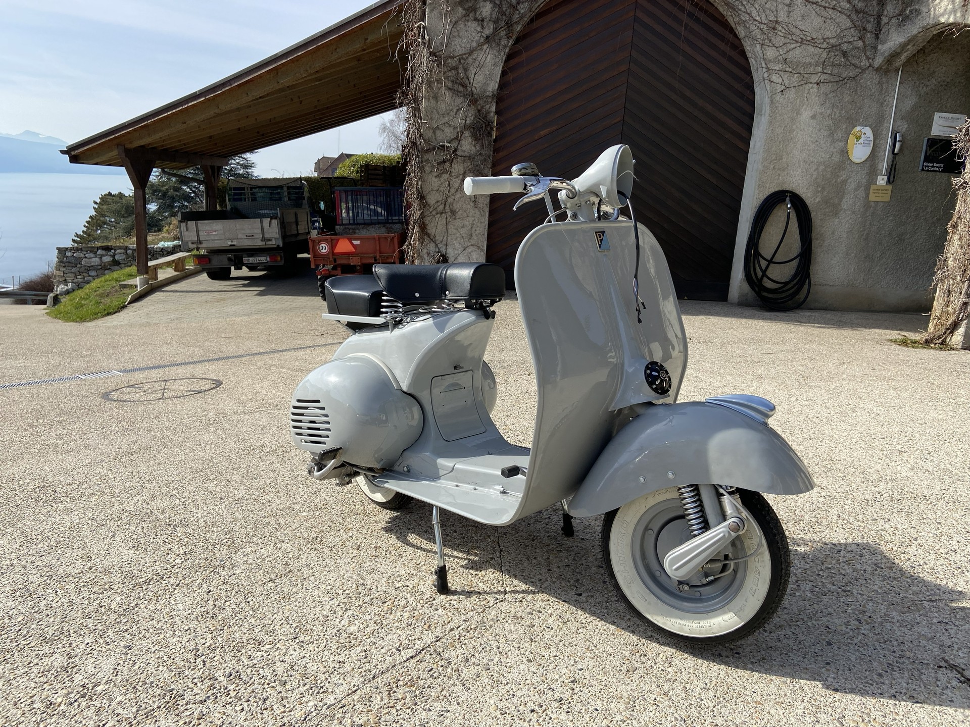PIAGGIO Vespa 125-image-0