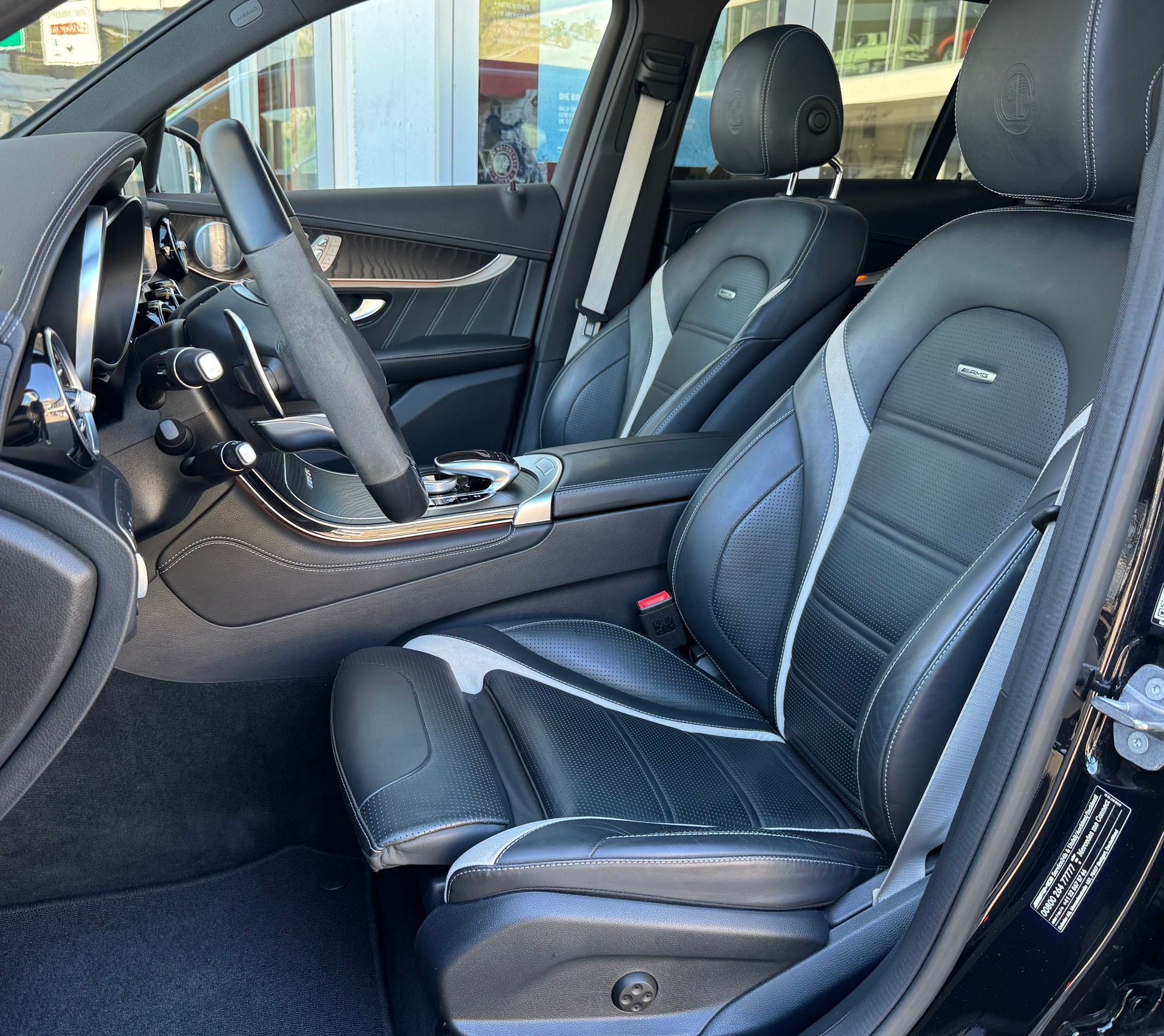 MERCEDES-BENZ GLC 63 S AMG 4Matic+ 9G-Tronic-image-7