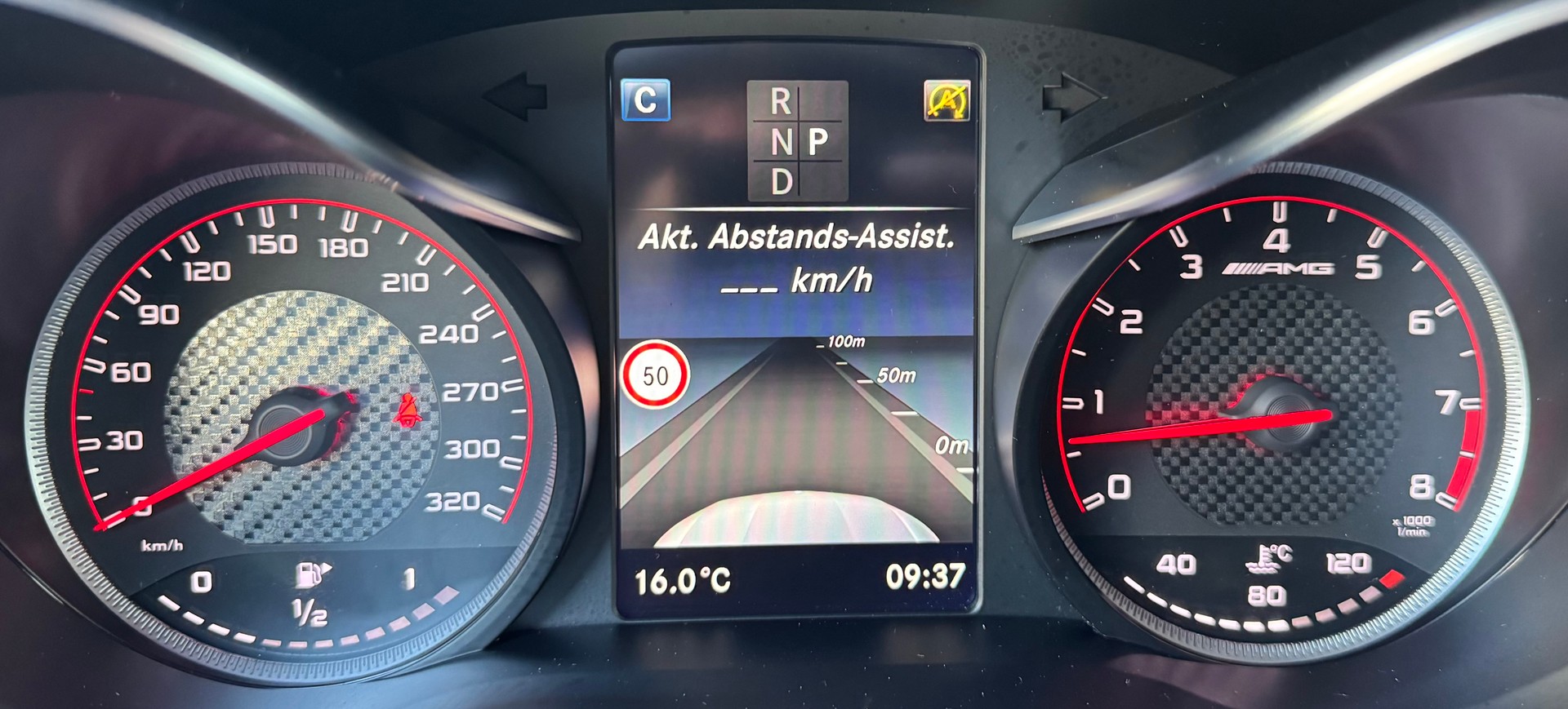 MERCEDES-BENZ GLC 63 S AMG 4Matic+ 9G-Tronic-image-15