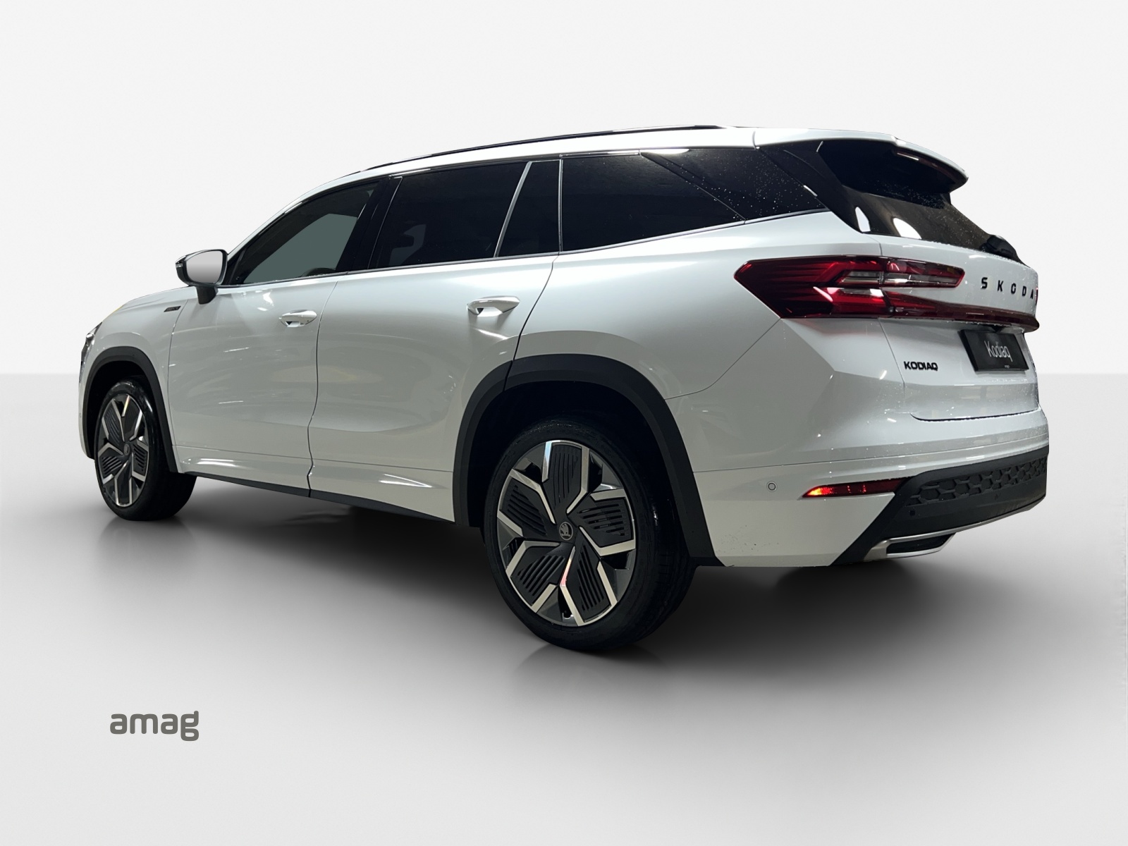 SKODA Kodiaq 2.0 TSI Sportline 4x4-showroom-element-2
