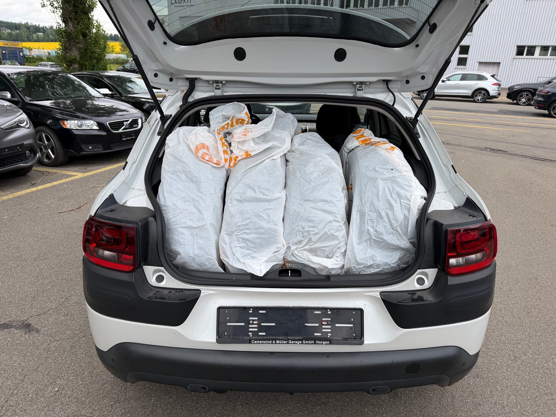 CITROEN C4 Cactus 1.6 BlueHDi Feel-image-9