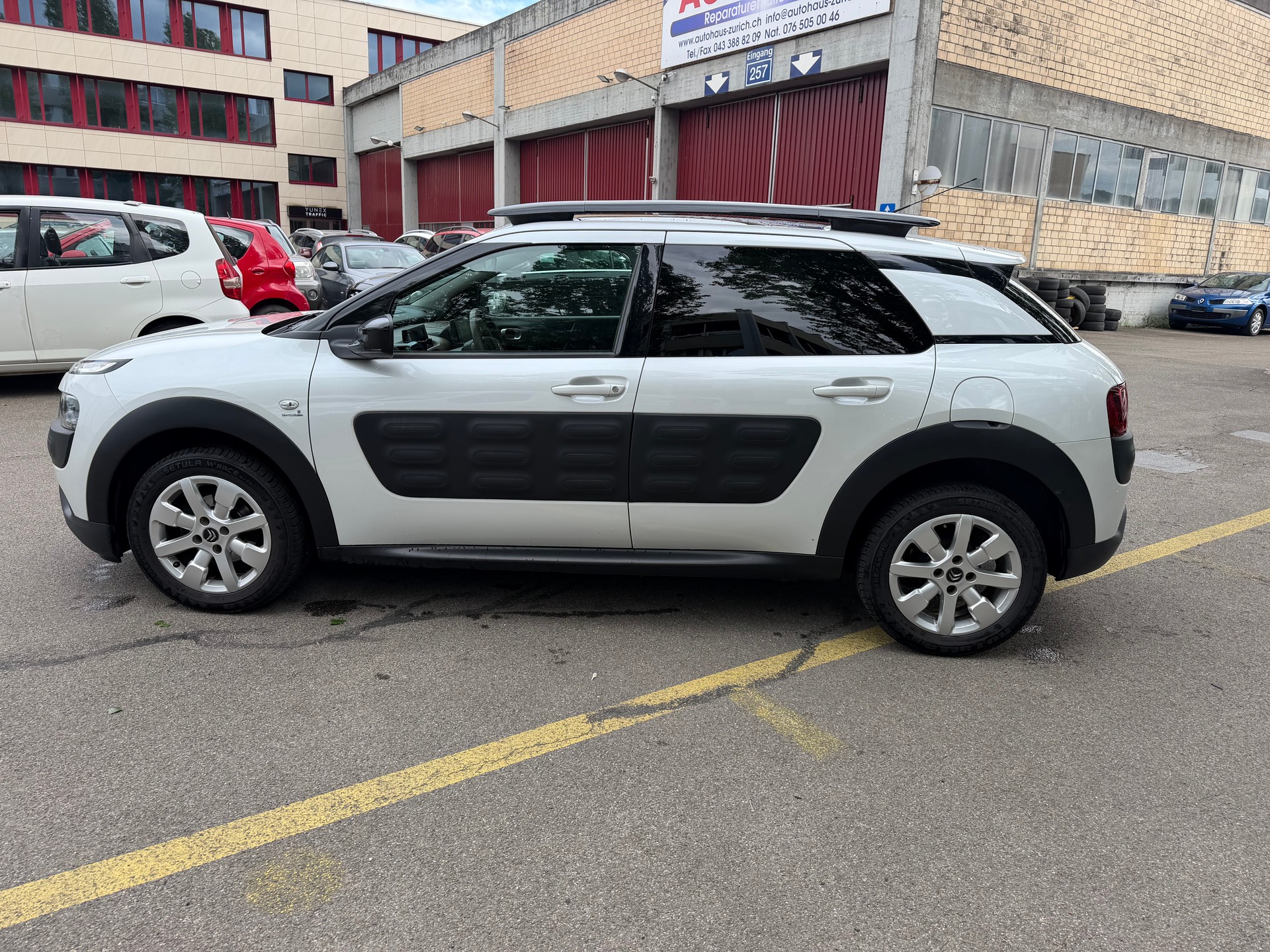 CITROEN C4 Cactus 1.6 BlueHDi Feel-image-7
