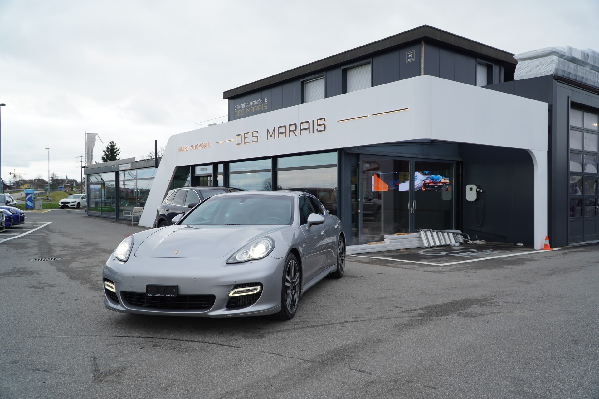 PORSCHE Panamera Turbo S 4.8 PDK-image-3