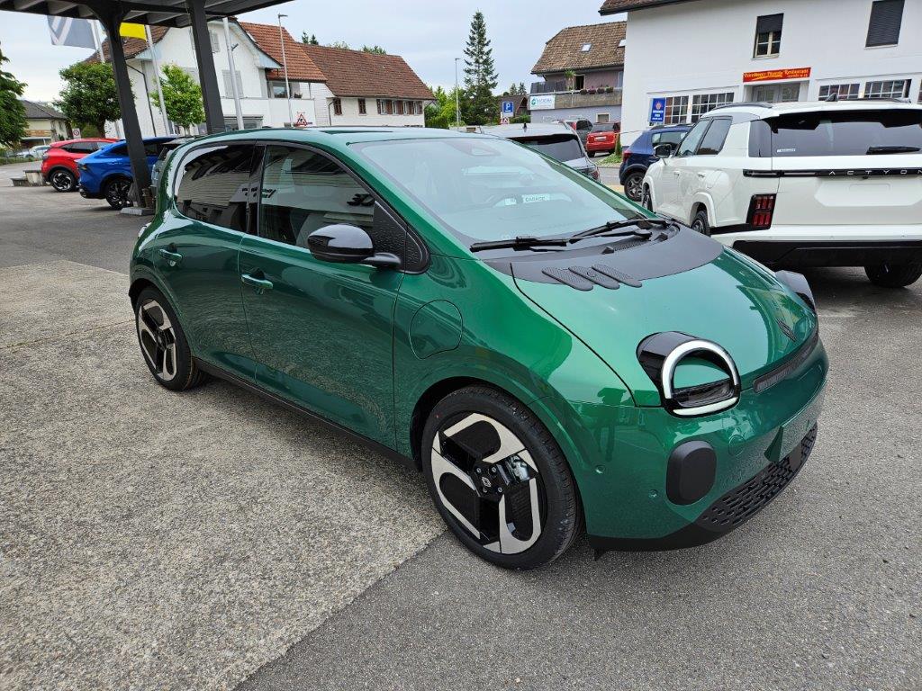 RENAULT Twingo E-Tech Urban Range techno-showroom-element-2