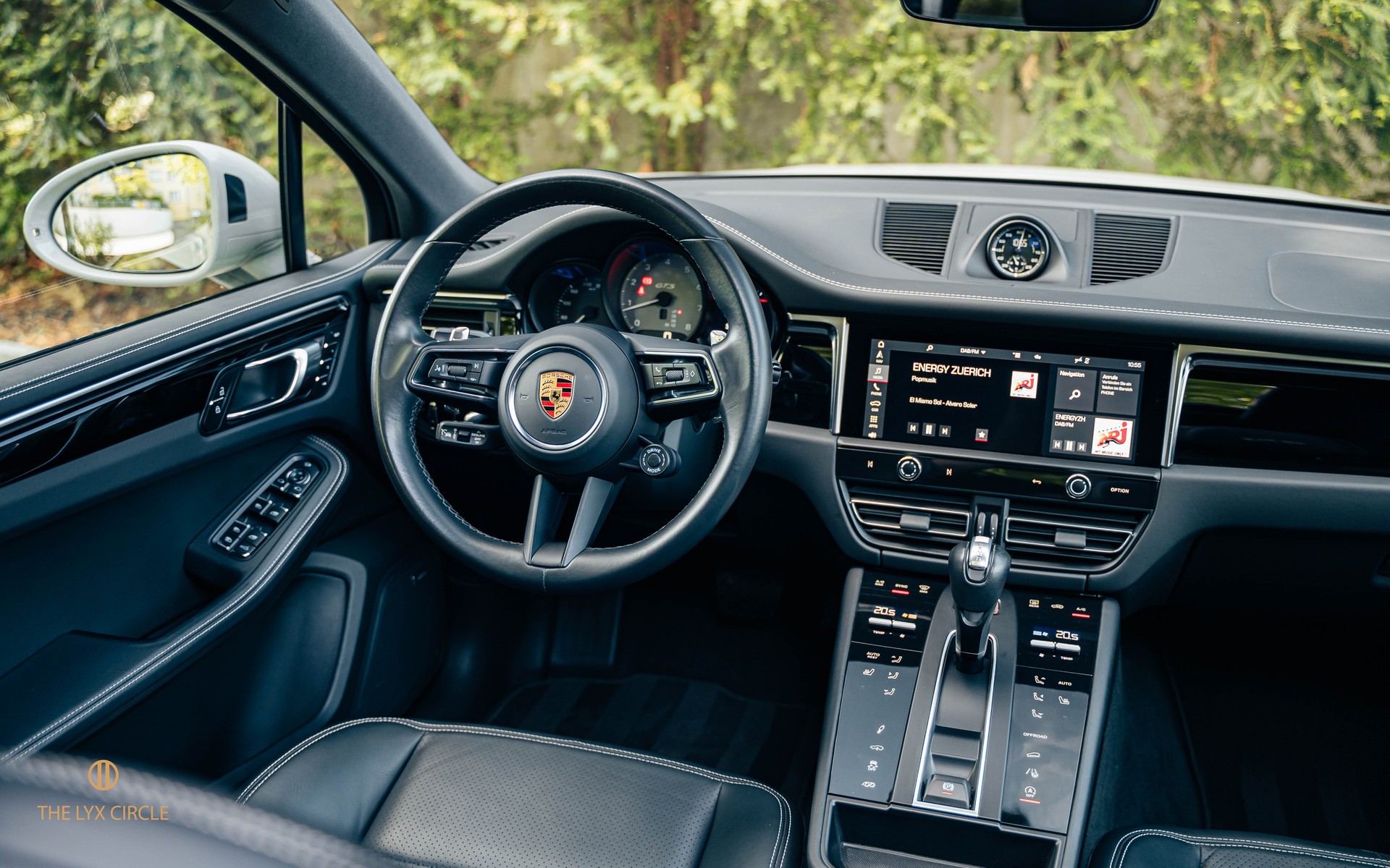 PORSCHE Macan GTS PDK-image-10