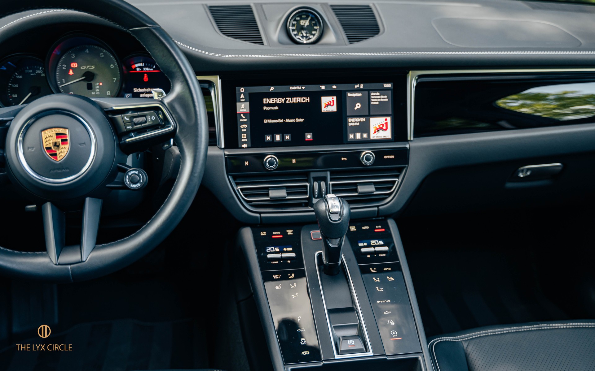 PORSCHE Macan GTS PDK-image-11