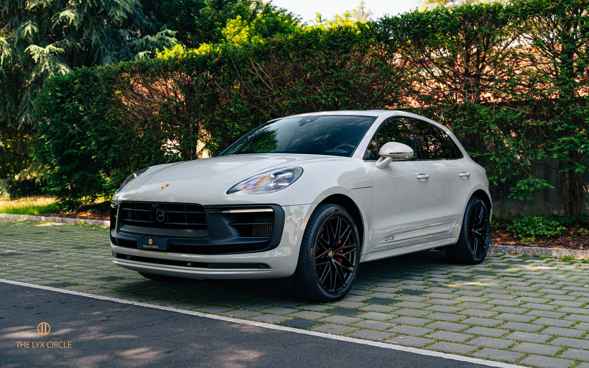PORSCHE Macan GTS PDK-image-2
