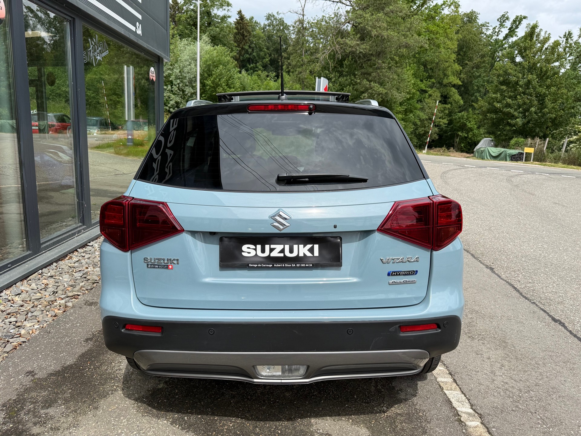 SUZUKI Vitara 1.5 Hybrid Compact Top 4x4 AGS-image-4