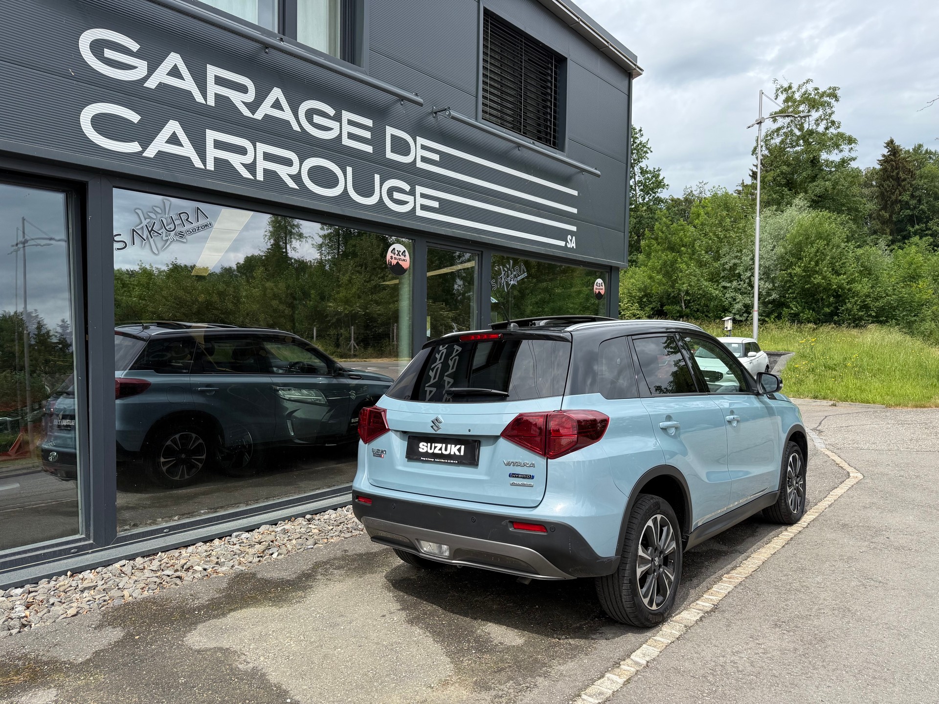 SUZUKI Vitara 1.5 Hybrid Compact Top 4x4 AGS-image-5