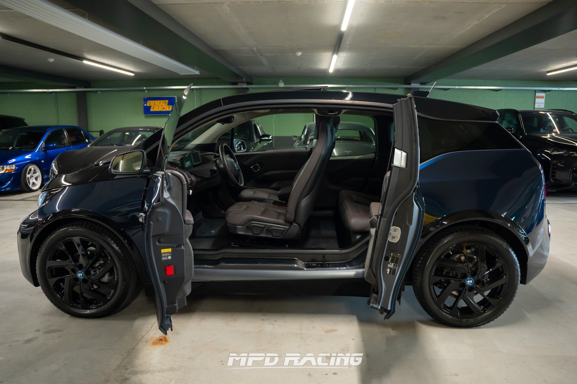 BMW i3s (120Ah)-showroom-element-2
