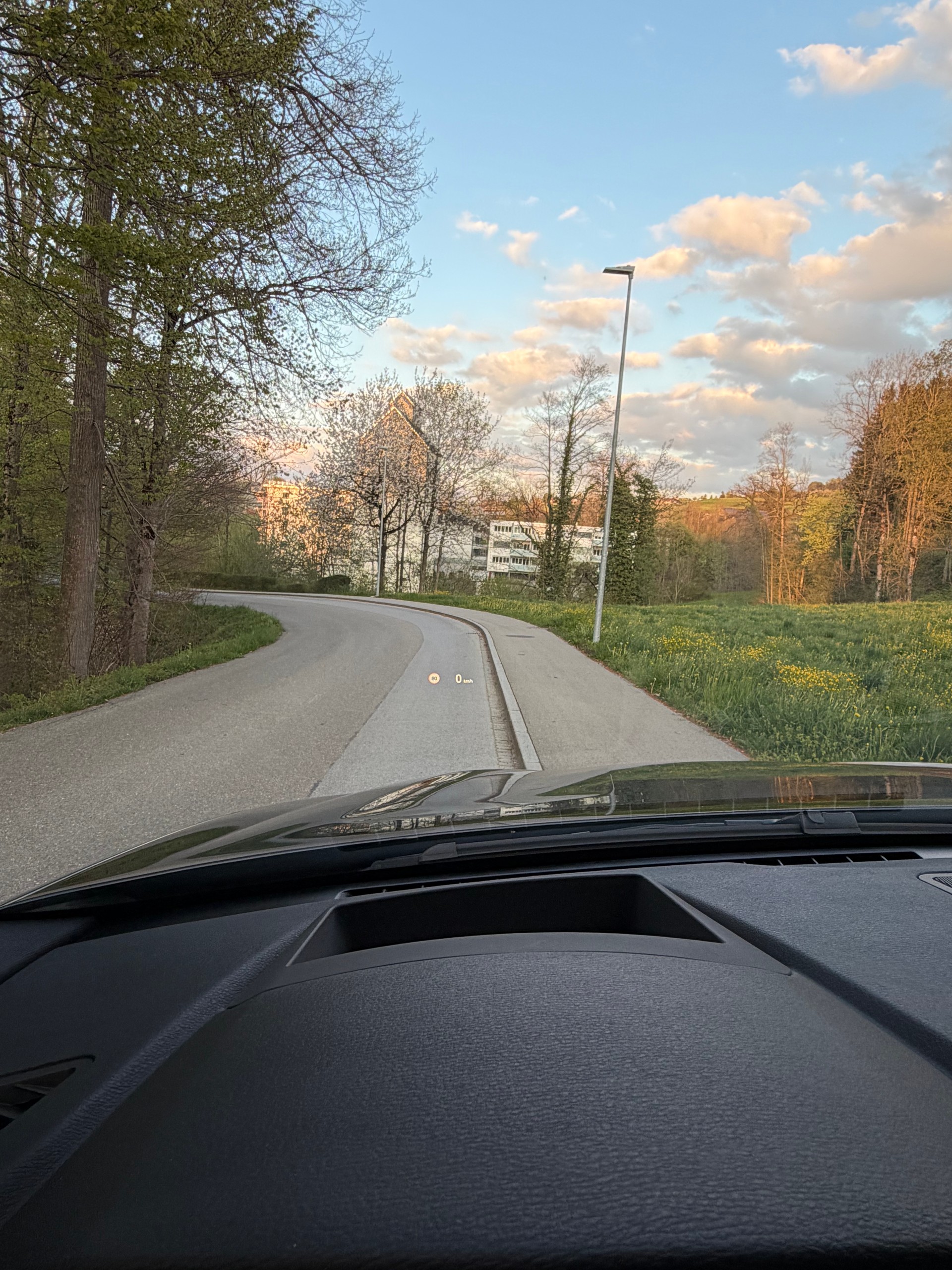 BMW M40i-image-5