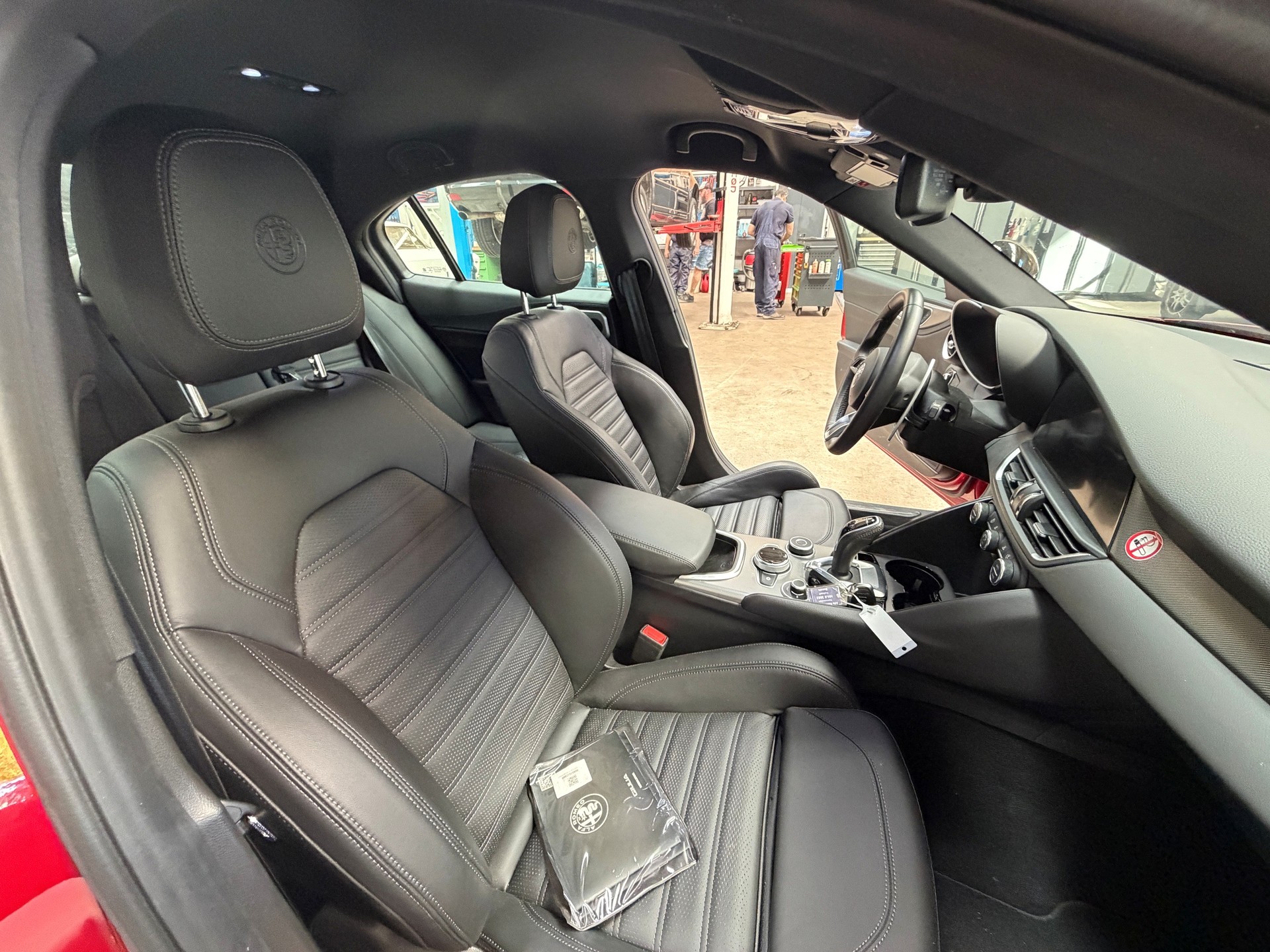 ALFA ROMEO Giulia 2.0 Veloce Q4 AT8-image-10