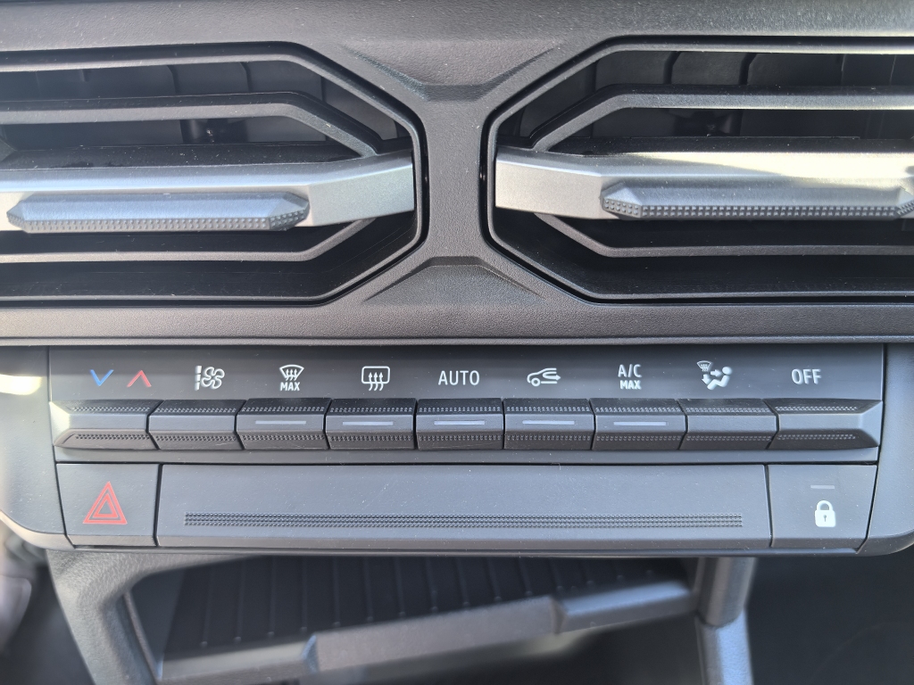 DACIA Duster TCe 150 Voll-Hybrid Journey 4x4 Automat-image-12