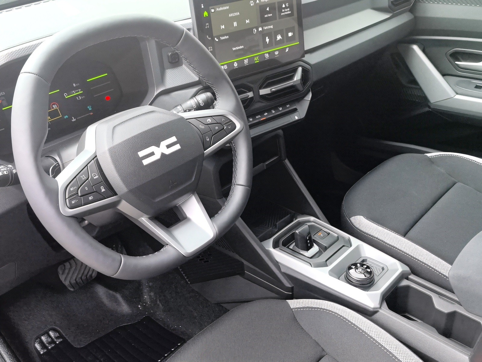 DACIA Duster TCe 150 Voll-Hybrid Journey 4x4 Automat-image-6