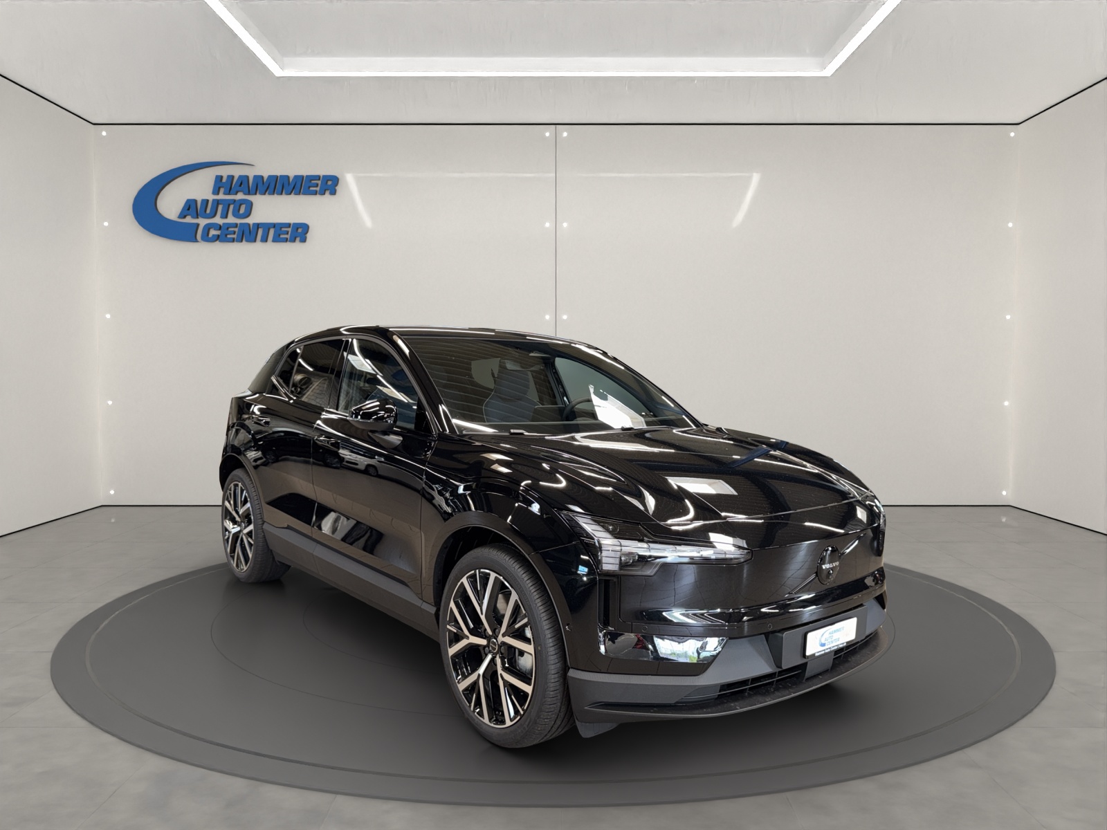 VOLVO EX30 E60 Twin Ultra Performance Sw. Black Ed. AWD-image-6