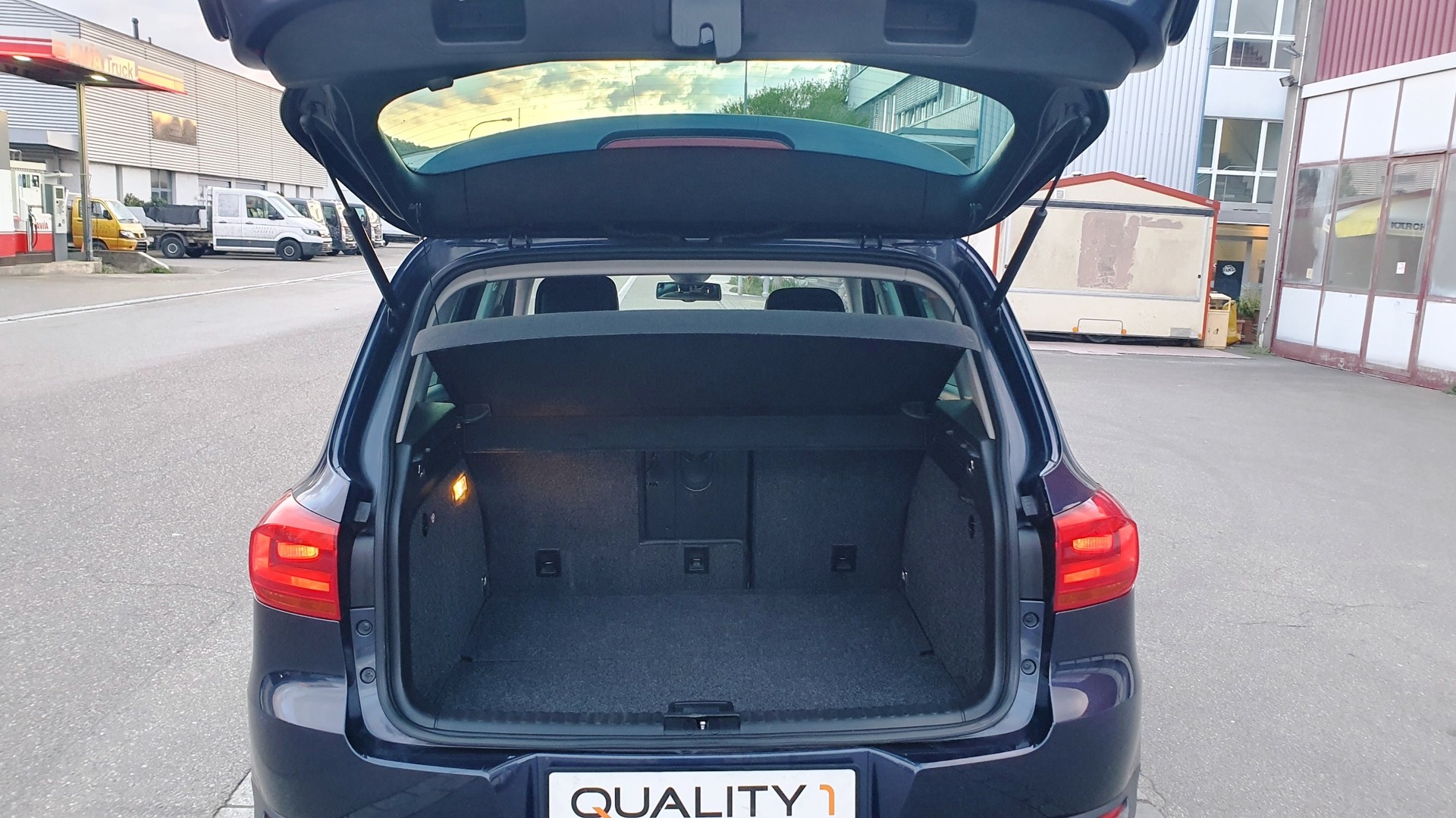 VW Tiguan 2.0 TSI Sport&Style 4Motion DSG-image-9