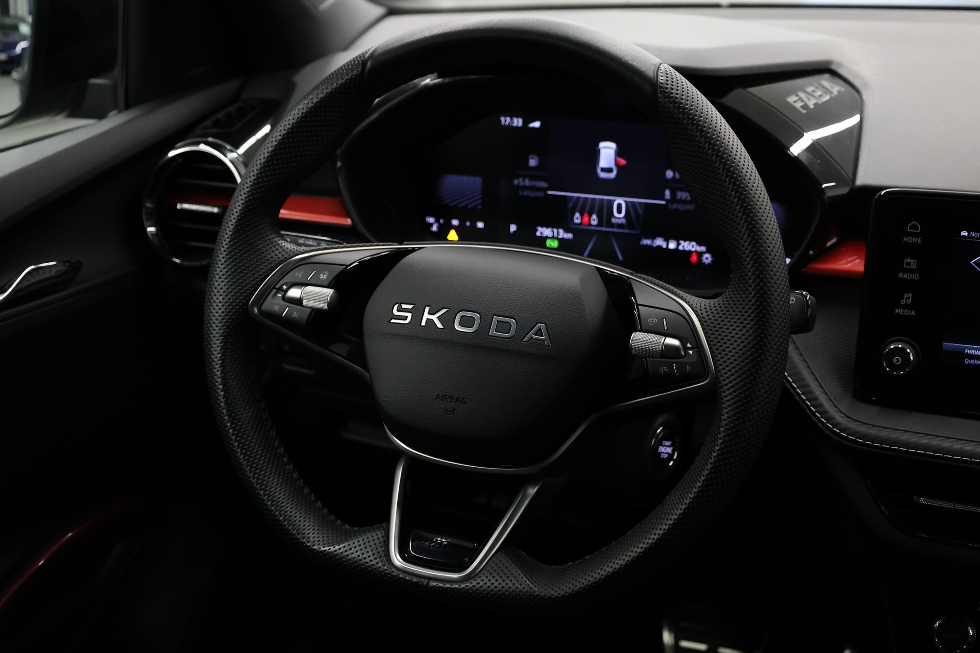 SKODA Fabia 1.0 TSI Monte Carlo DSG-image-16