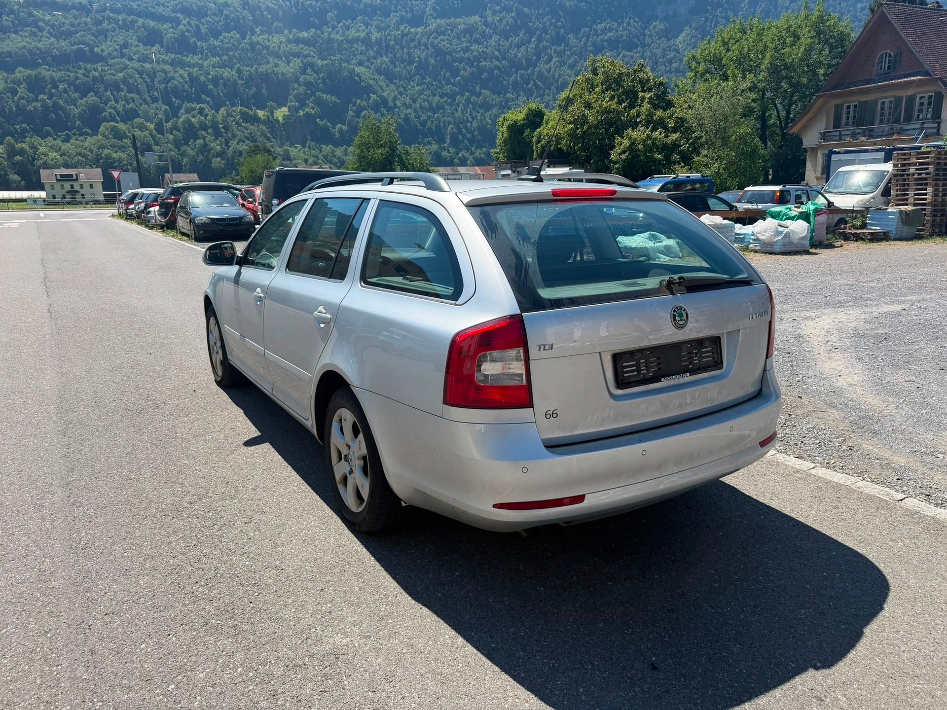 SKODA Octavia Combi 1.9 TDI Ambiente DSG-showroom-element-2