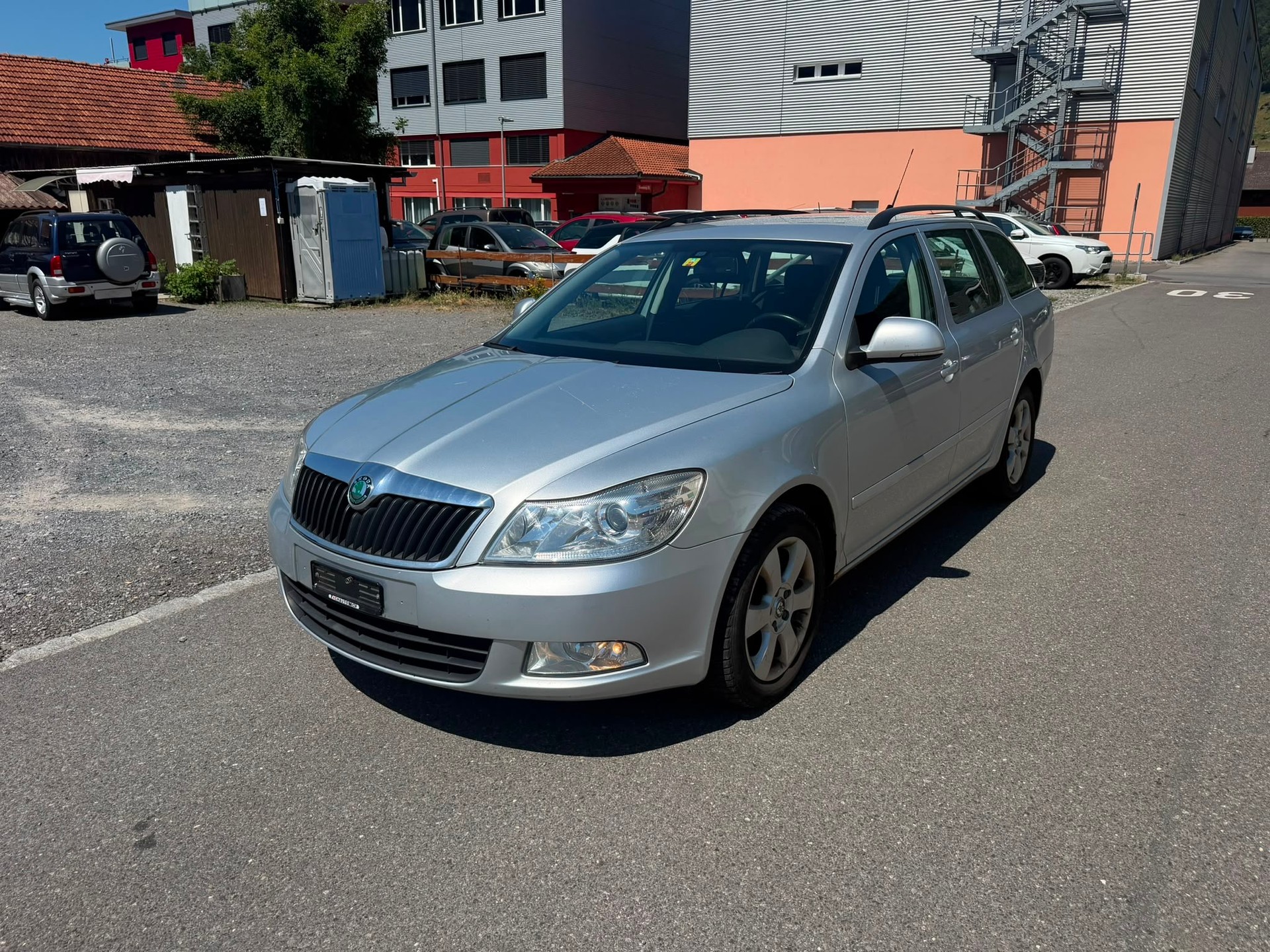 SKODA Octavia Combi 1.9 TDI Ambiente DSG-showroom-element-1