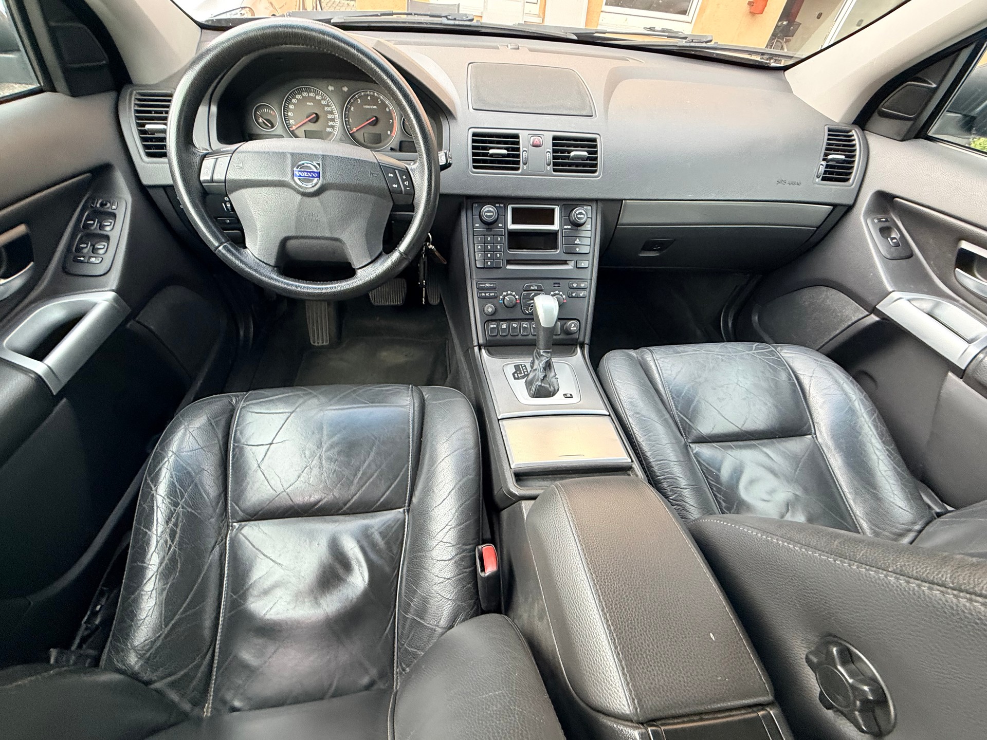 VOLVO XC90 2.5T AWD Summum-image-14