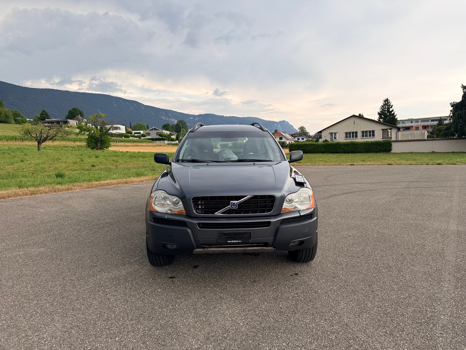 VOLVO XC90 2.5T AWD Summum-showroom-element-2