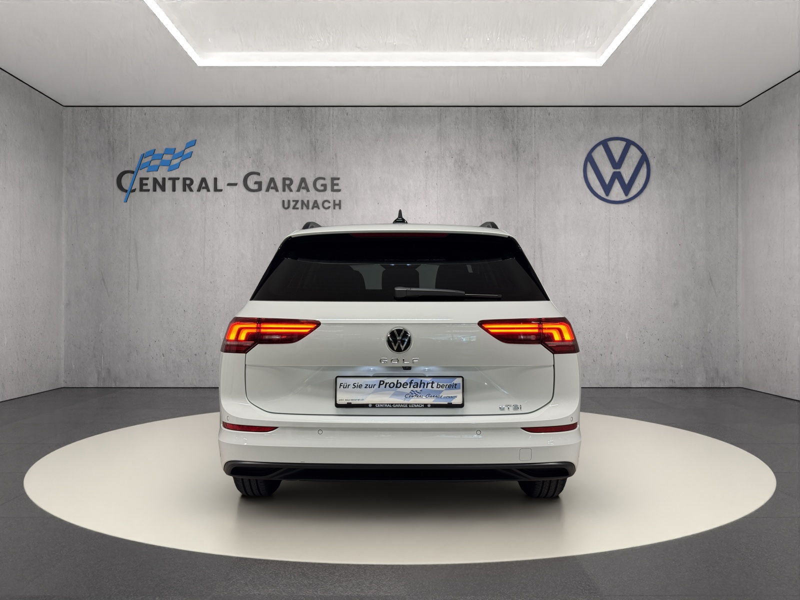 VW Golf Variant 1.5 eTSI mHEV Basis DSG-showroom-element-3
