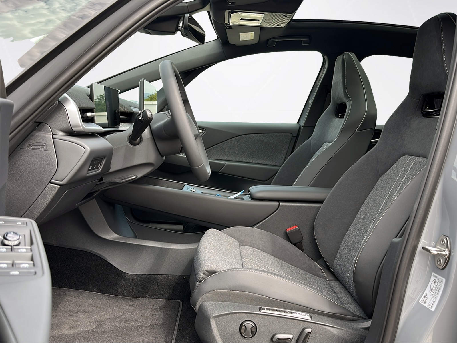 VW ID.3 Neo 79 kWh 231 PS Style-image-8