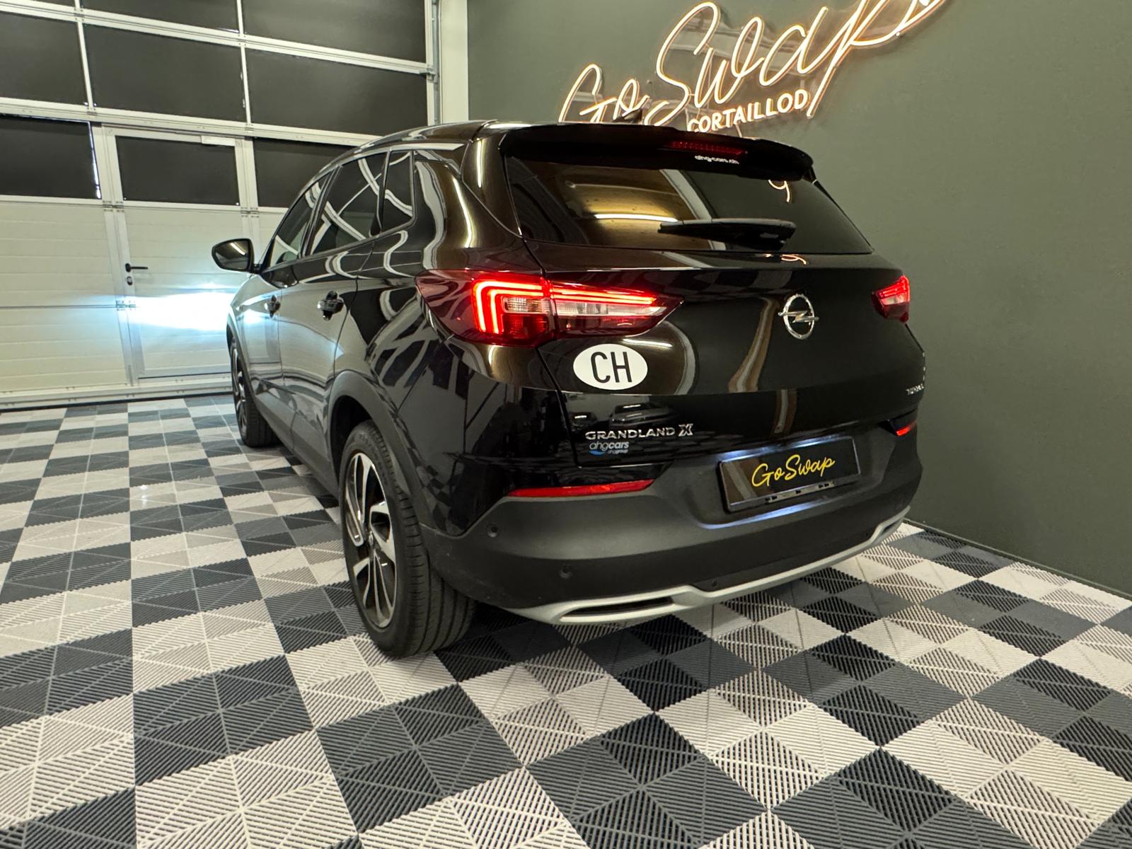 OPEL Grandland X 1.5CDTi Ultimate Automatik-showroom-element-3