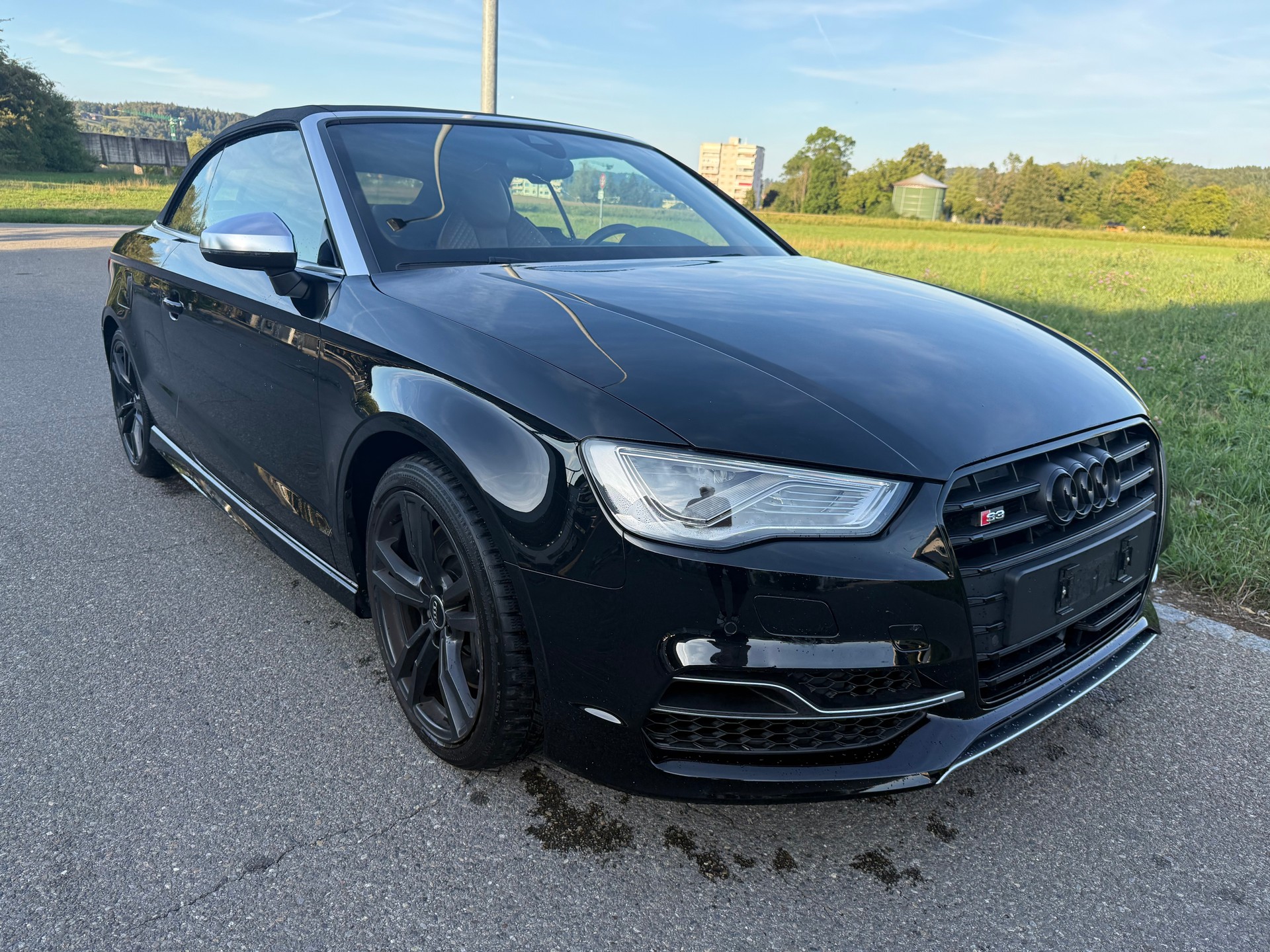 AUDI S3 Cabrio 2.0 TFSI quattro S-tronic-showroom-element-3