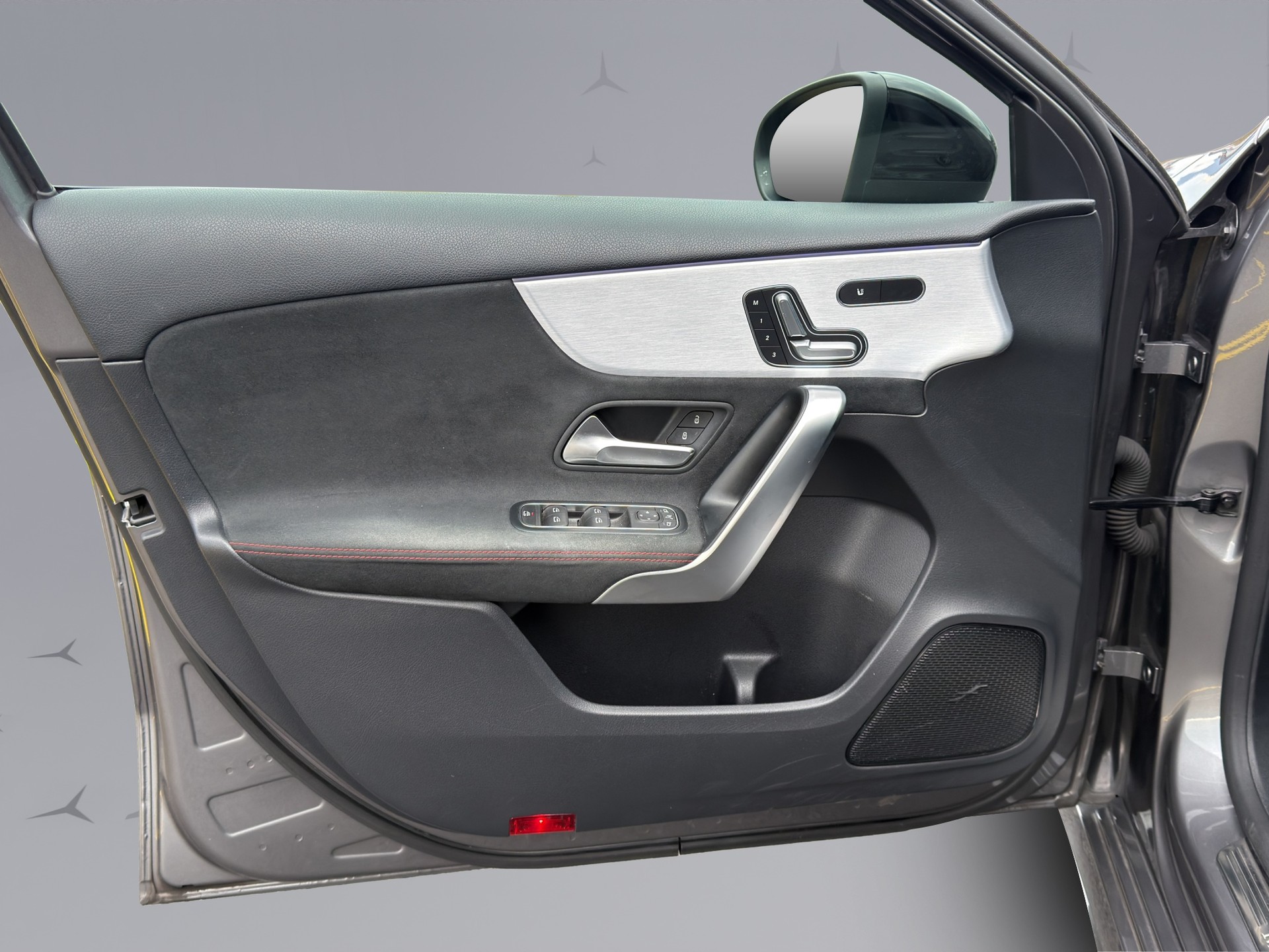 MERCEDES-BENZ A 220 AMG Line 4m-image-20