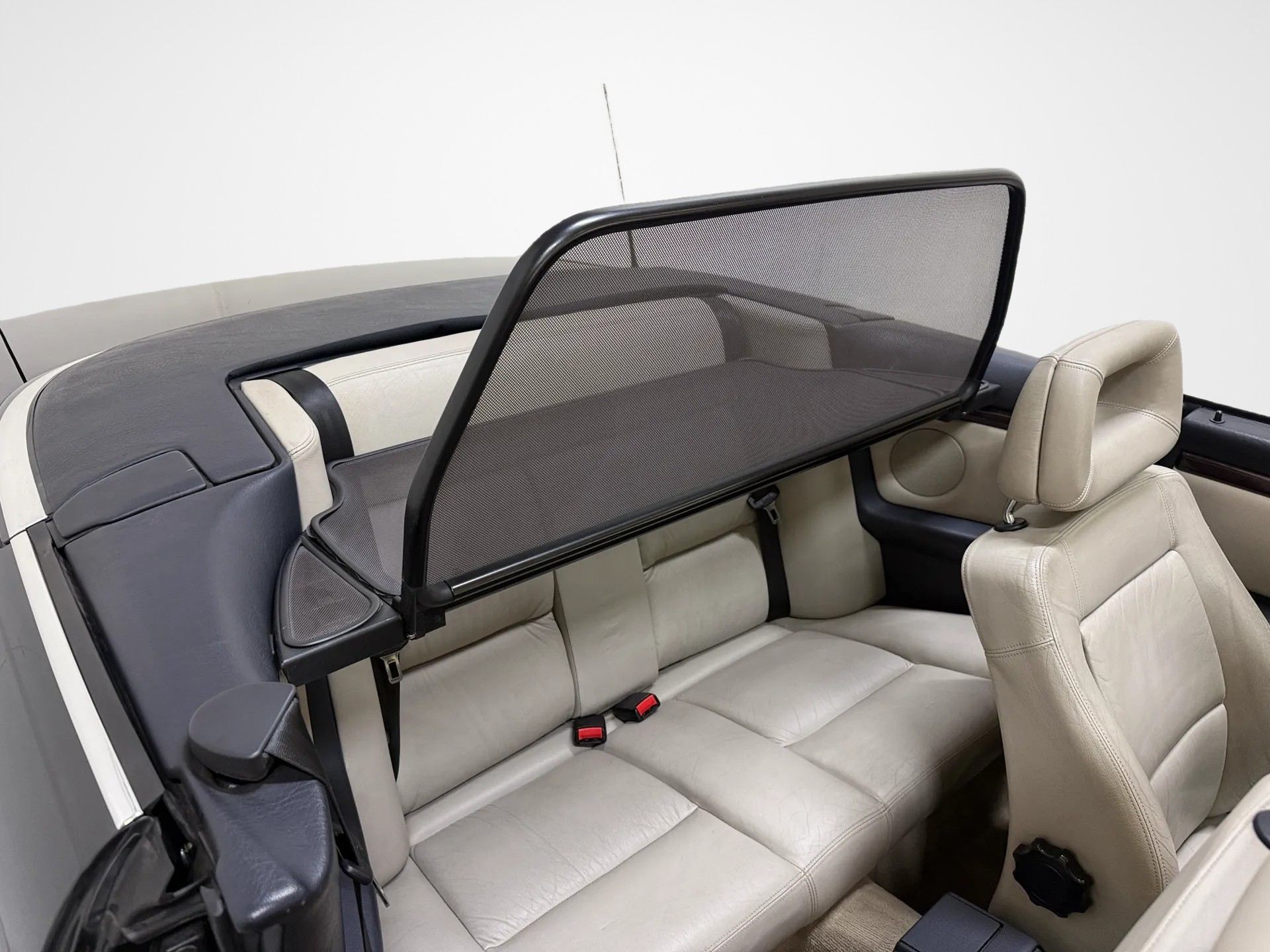 AUDI Cabriolet 2.8 E Veteranenfahrzeug-image-11