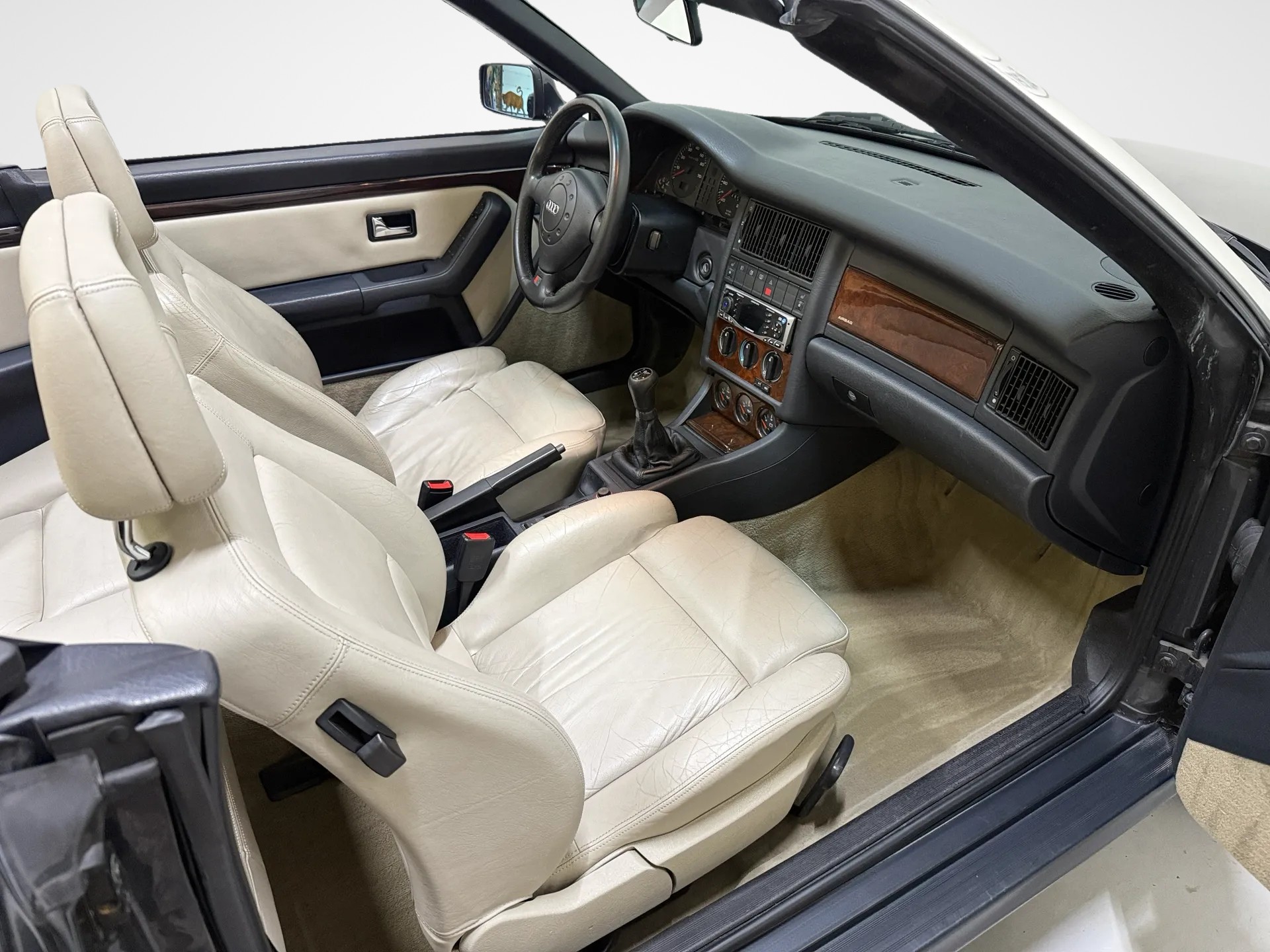 AUDI Cabriolet 2.8 E Veteranenfahrzeug-image-9
