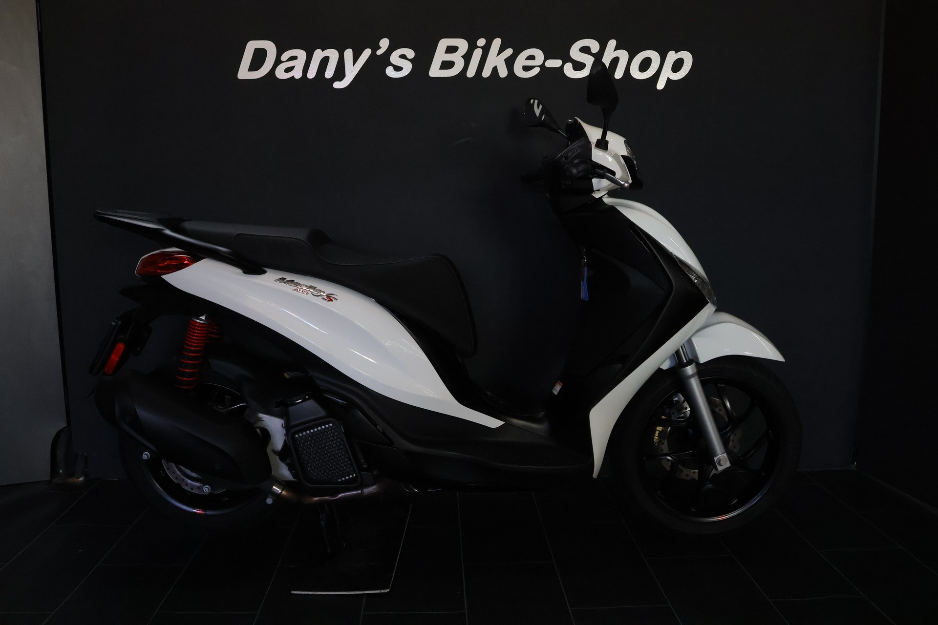 PIAGGIO Medley 125 Sport-image-10