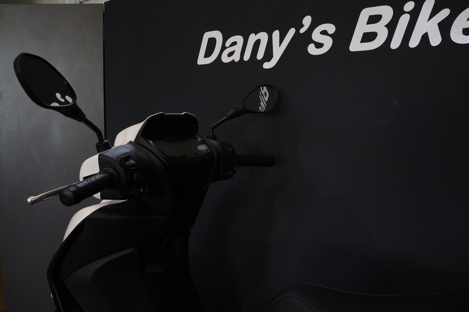 PIAGGIO Medley 125 Sport-image-4