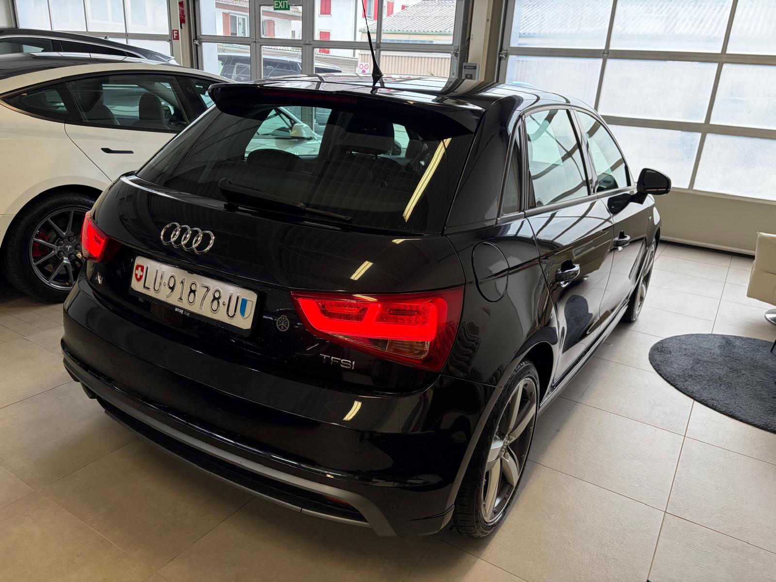 AUDI A1 Sportback 1.2 TFSI Ambition ** S- LINE **-image-2